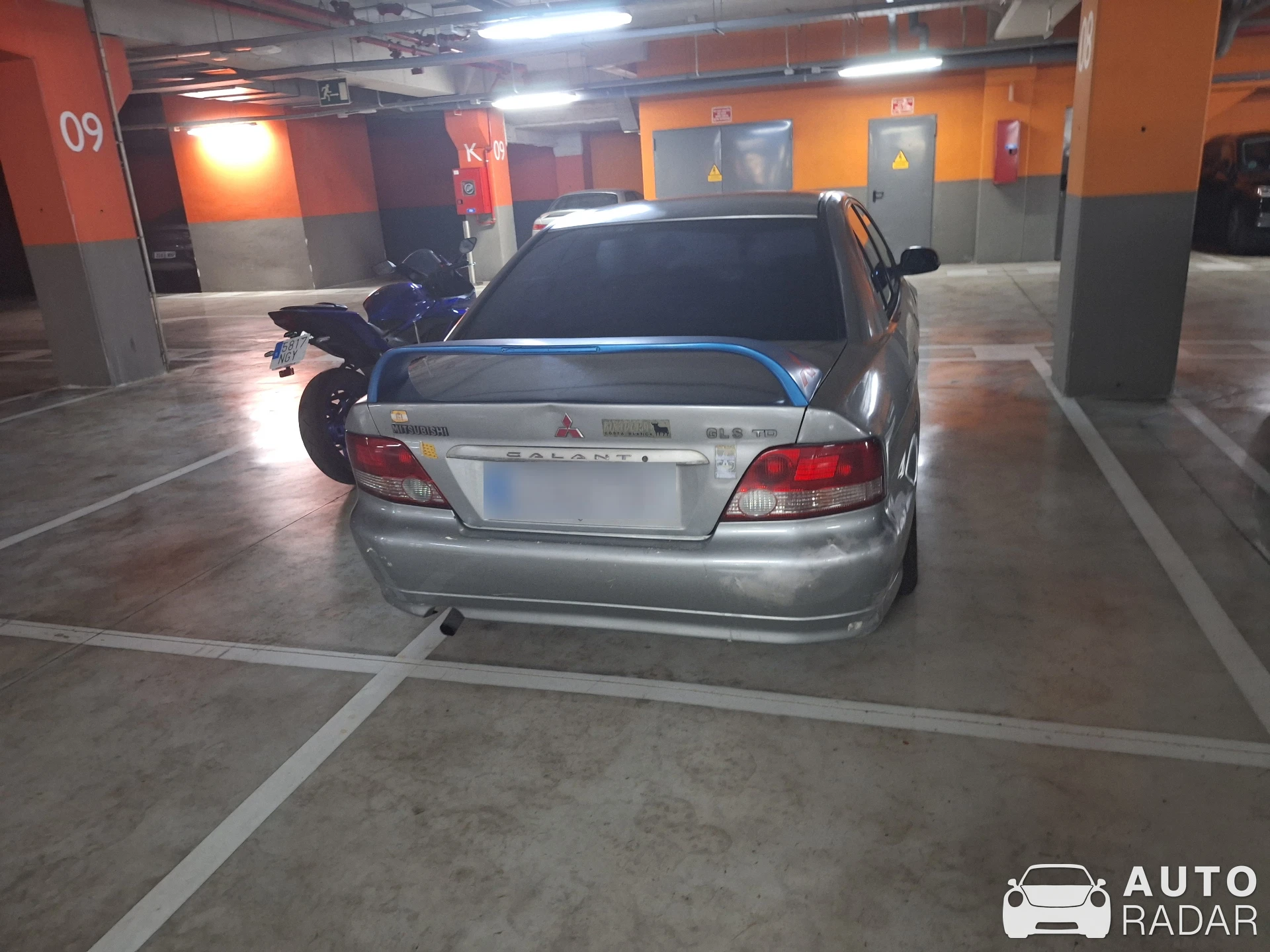 Mitsubishi Galant GL spotted in Finestrat, Spain