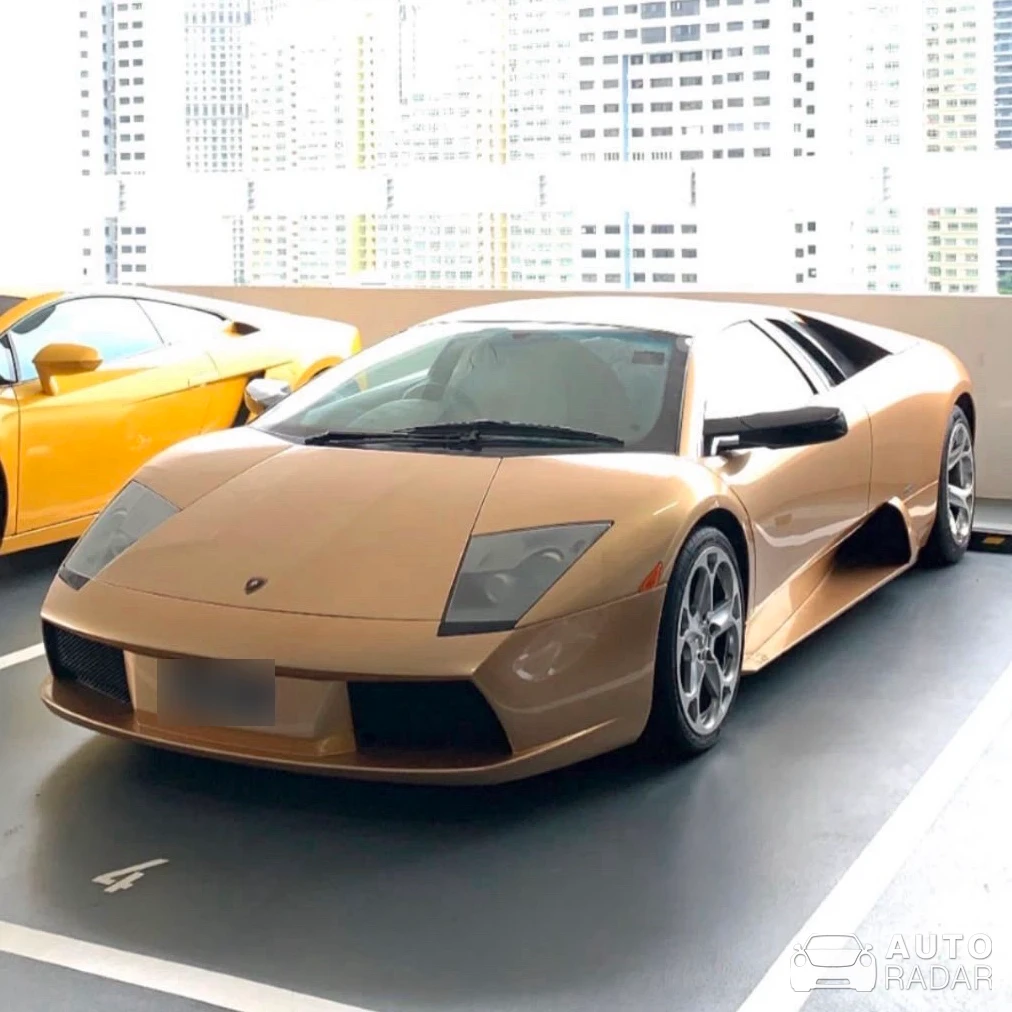 Lamborghini Murciélago spotted in Singapore