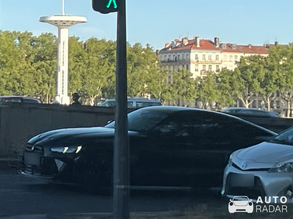 BMW M4 F82 Coupé spotted in Saint-Priest