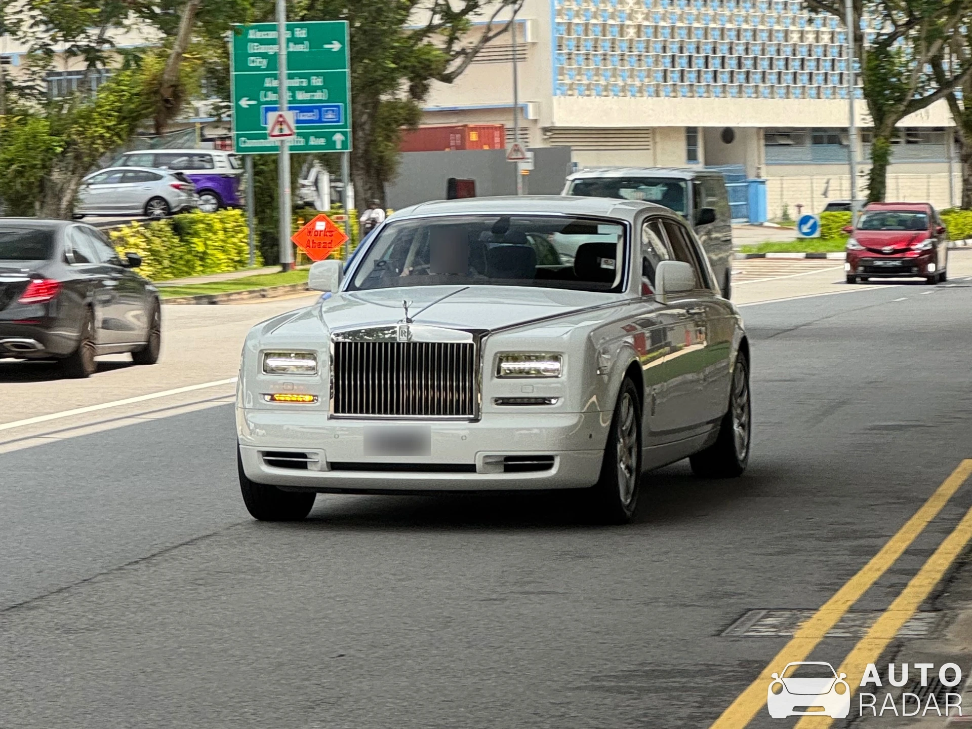 Rolls-Royce Phantom VII Series II spotted in Singapore