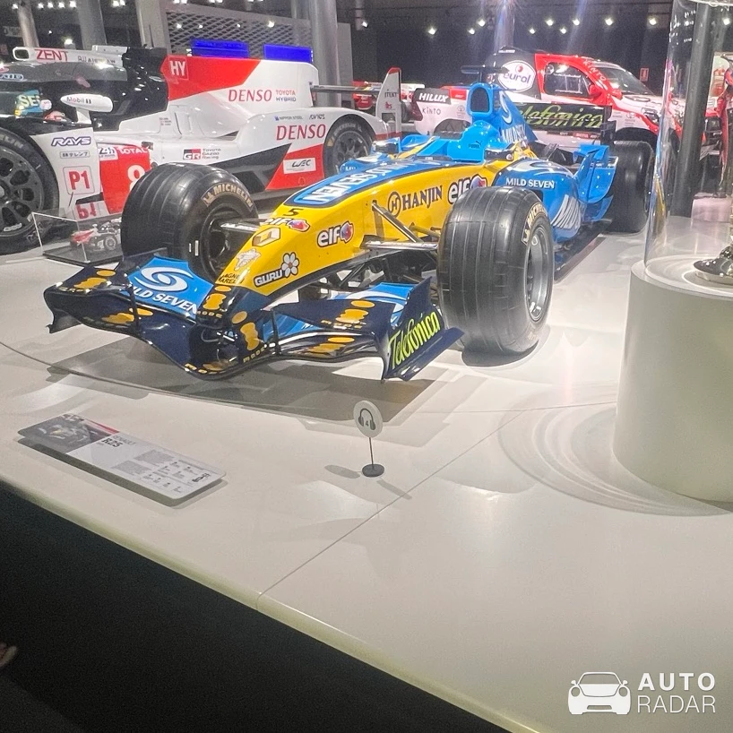 Renault F1 R25 spotted in Llanera