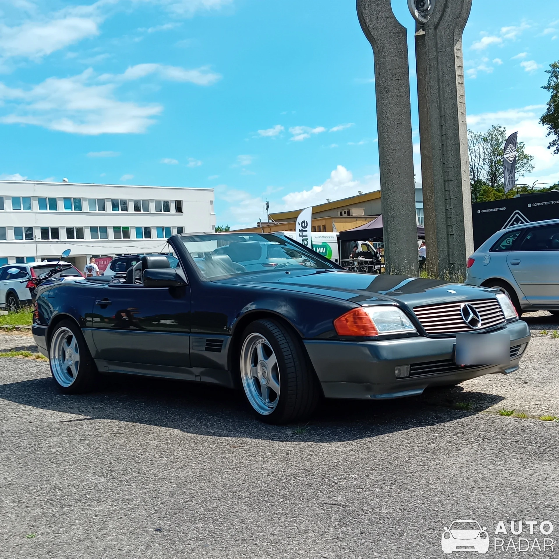 Mercedes-Benz SL 500 R129 spotted in Žilina