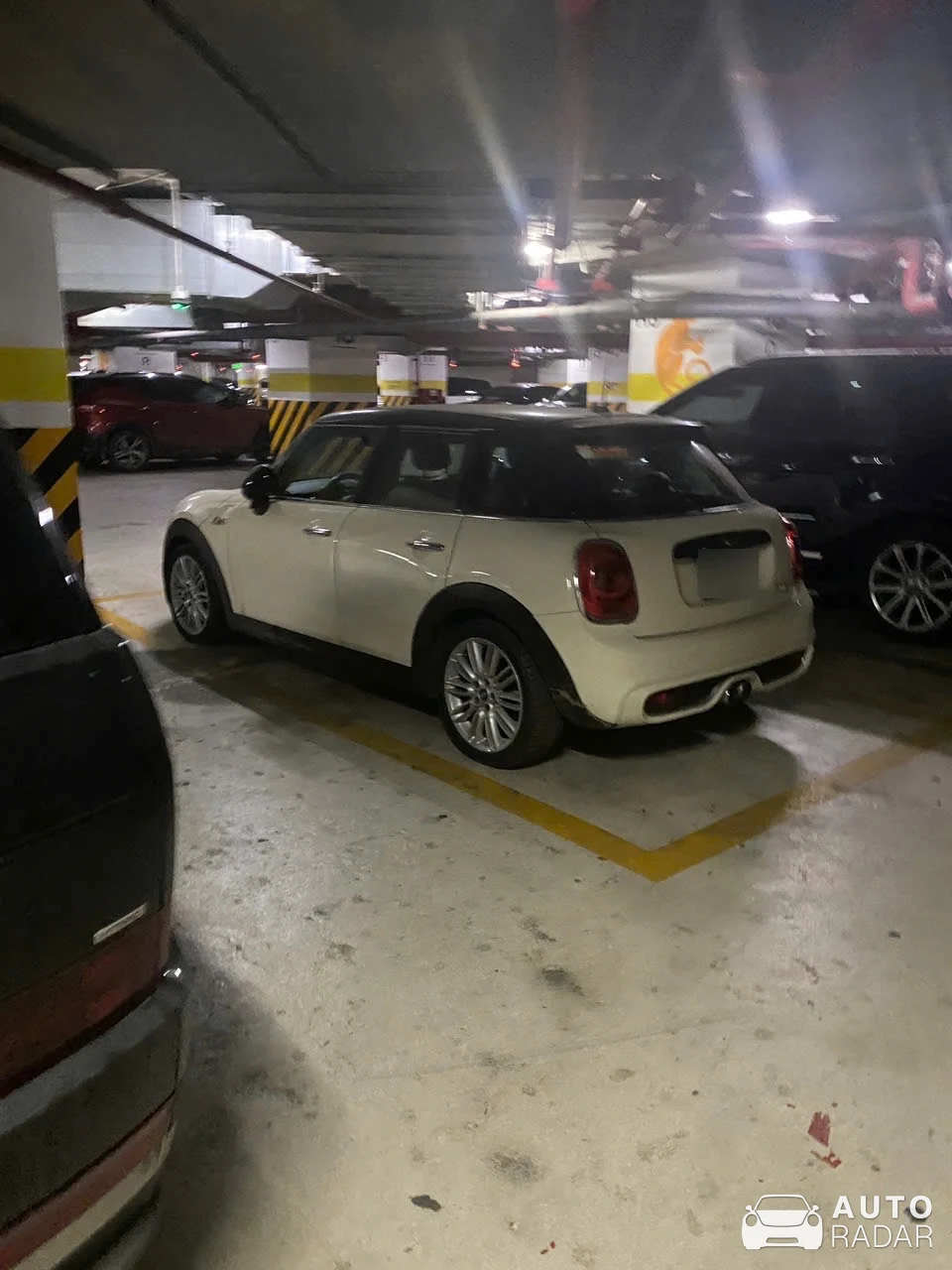 Mini Cooper S 5-Door spotted in Hanoi