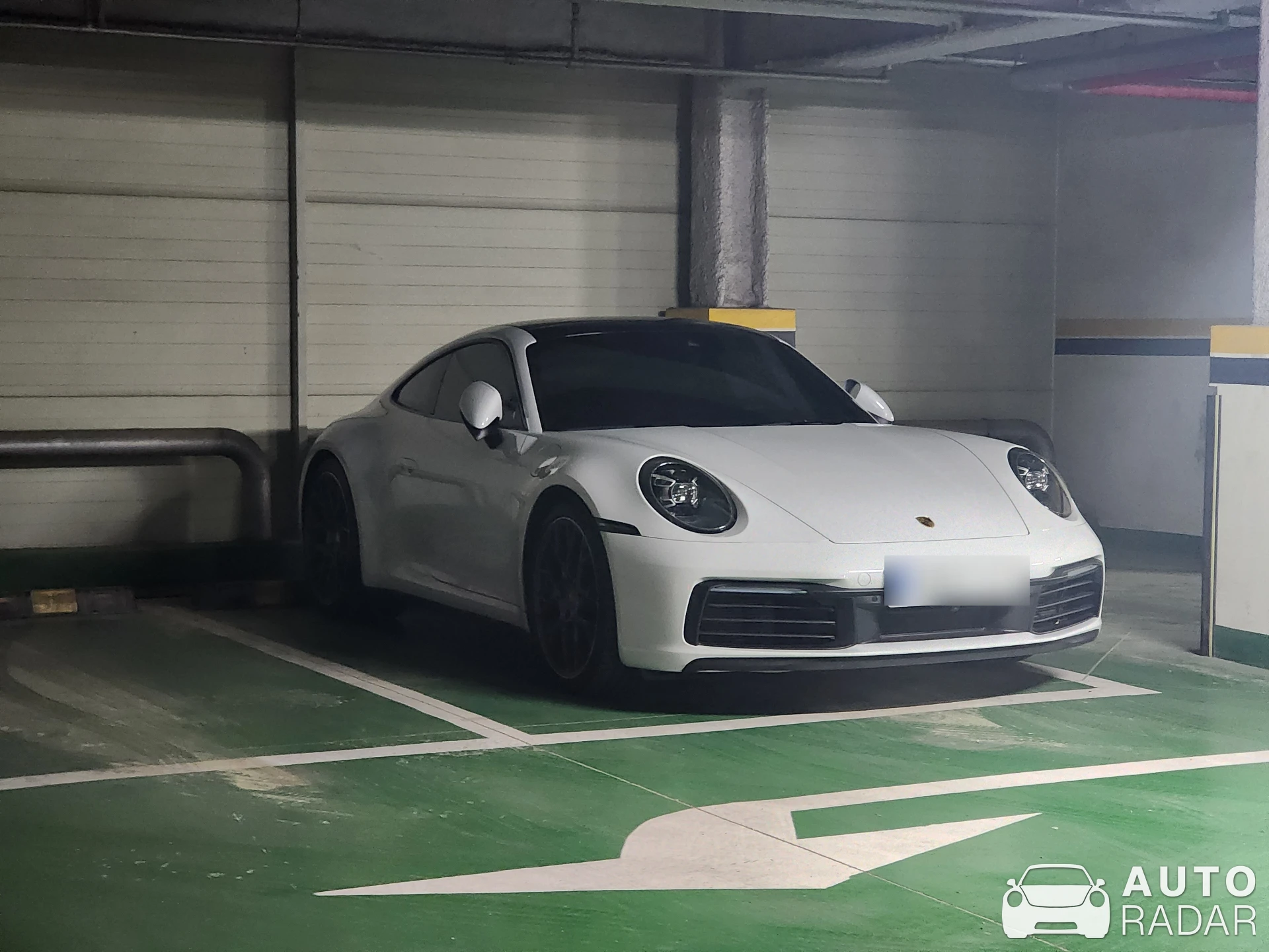 Porsche 992 Carrera 4S MkI spotted in Daejeon