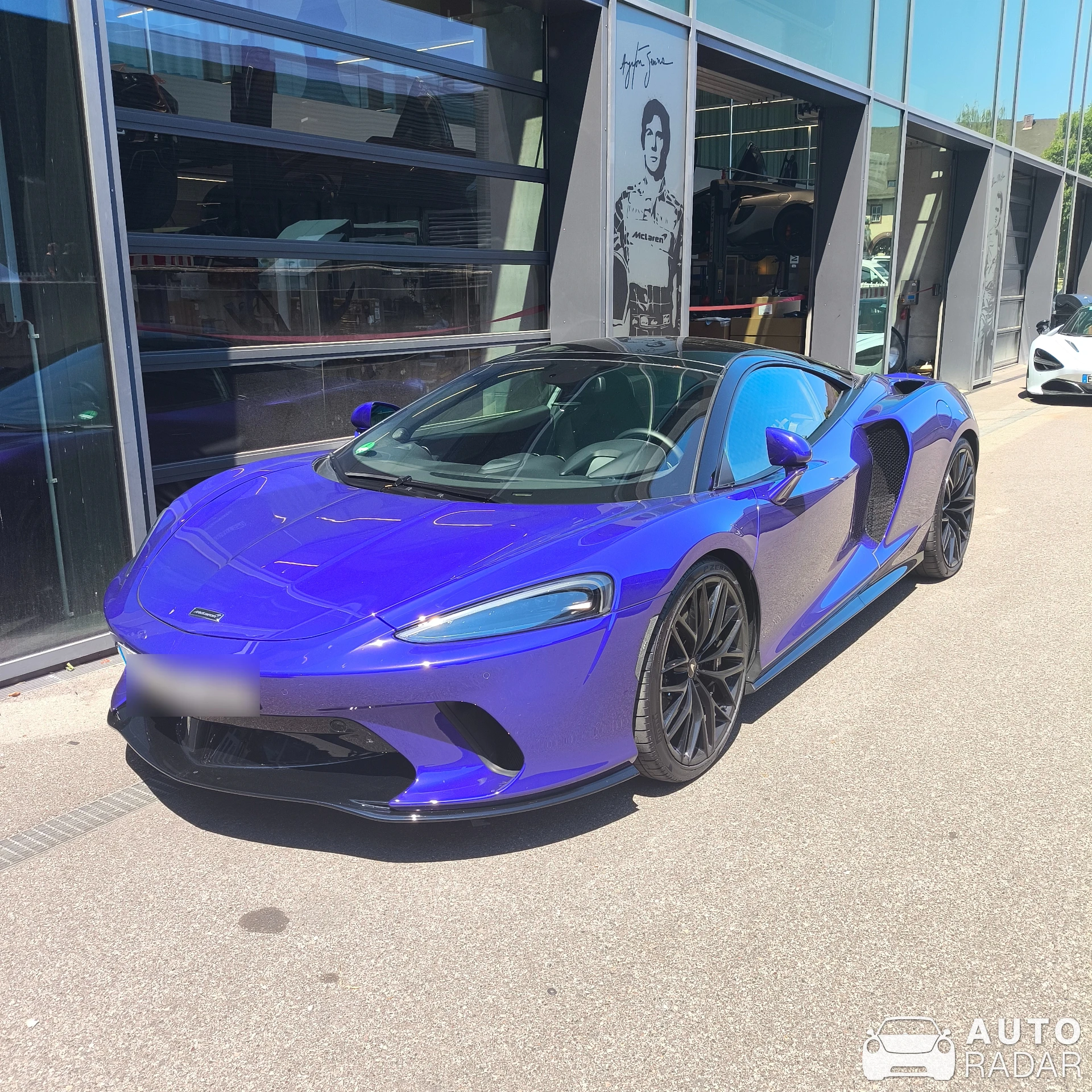 McLaren GT spotted in Tübingen