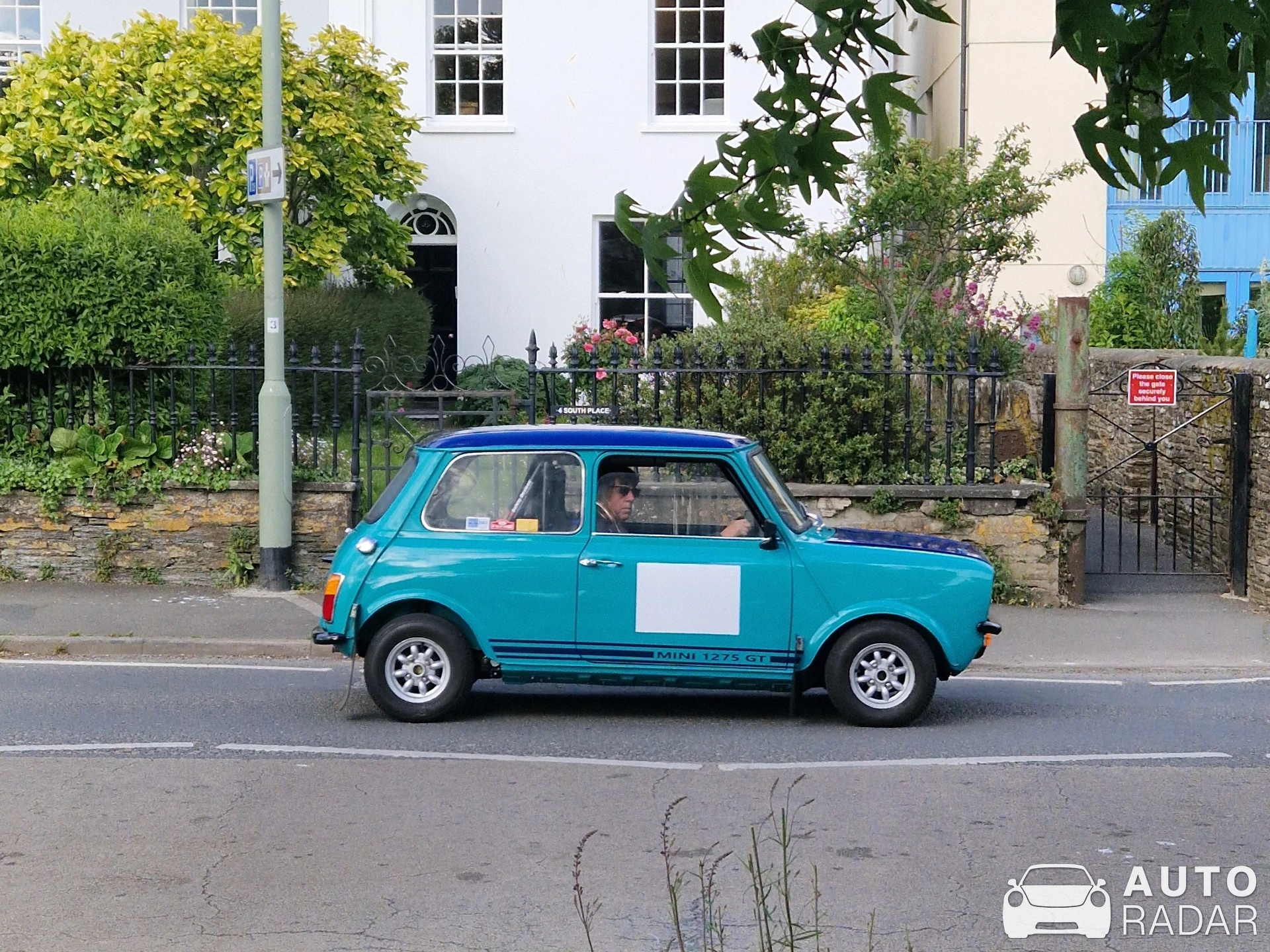 Austin Mini De Luxe spotted in Kingsbridge