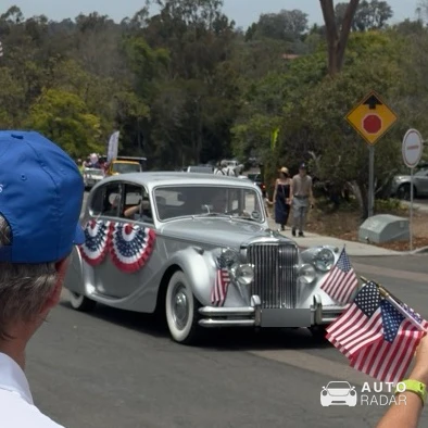 Jaguar Mark V spotted in Rancho Santa Fe