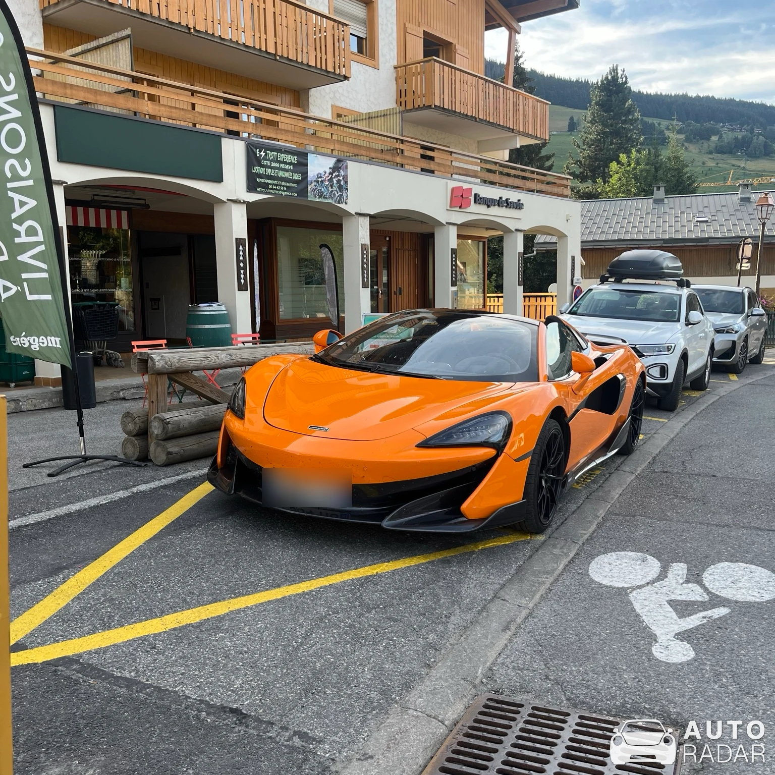 McLaren 600LT Spider spotted in Megève