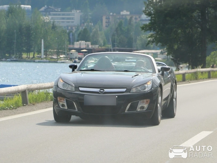 Opel GT Roadster spotted in St. Moritz