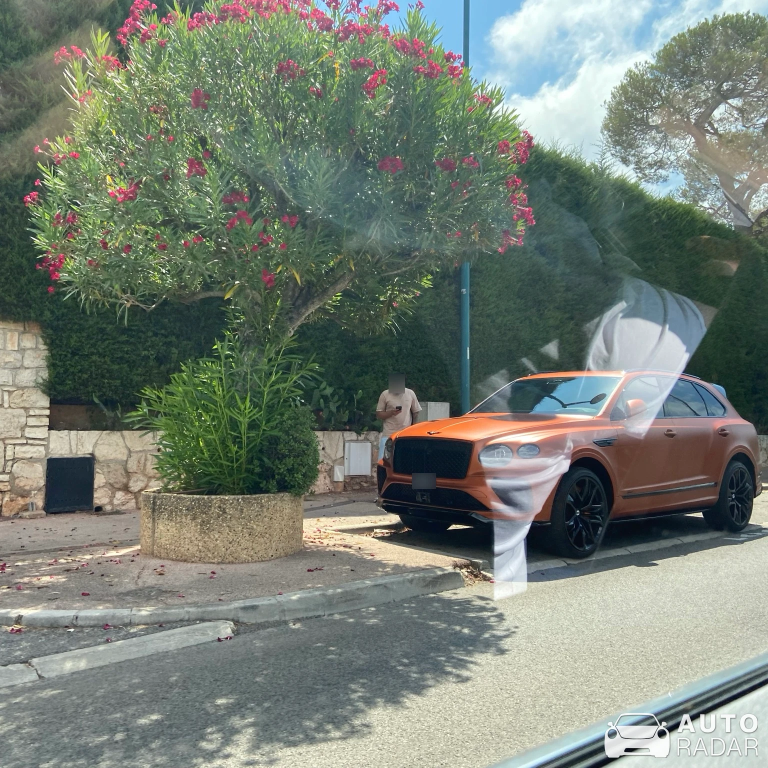 Bentley Bentayga V8 spotted in Saint-Jean-Cap-Ferrat