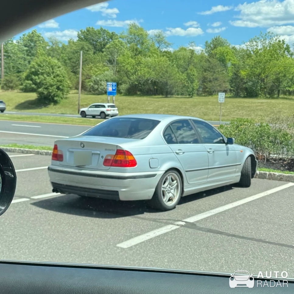 BMW 3 Series E46 spotted in Flemington