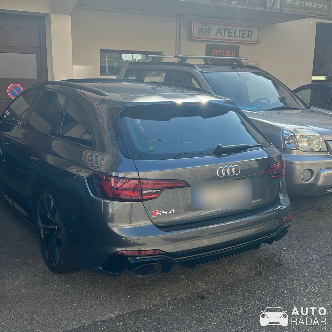 Audi RS4 Avant B9 spotted in Geneva