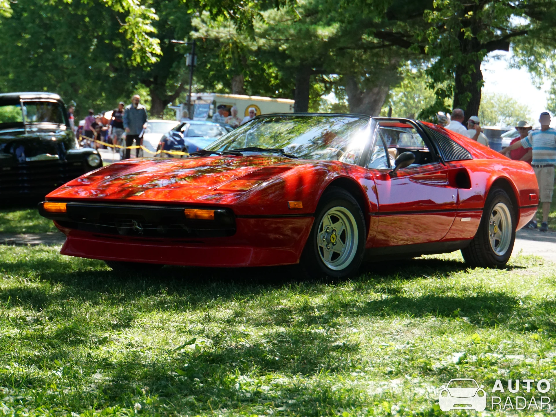 Ferrari 308 GTS spotted in Longueuil