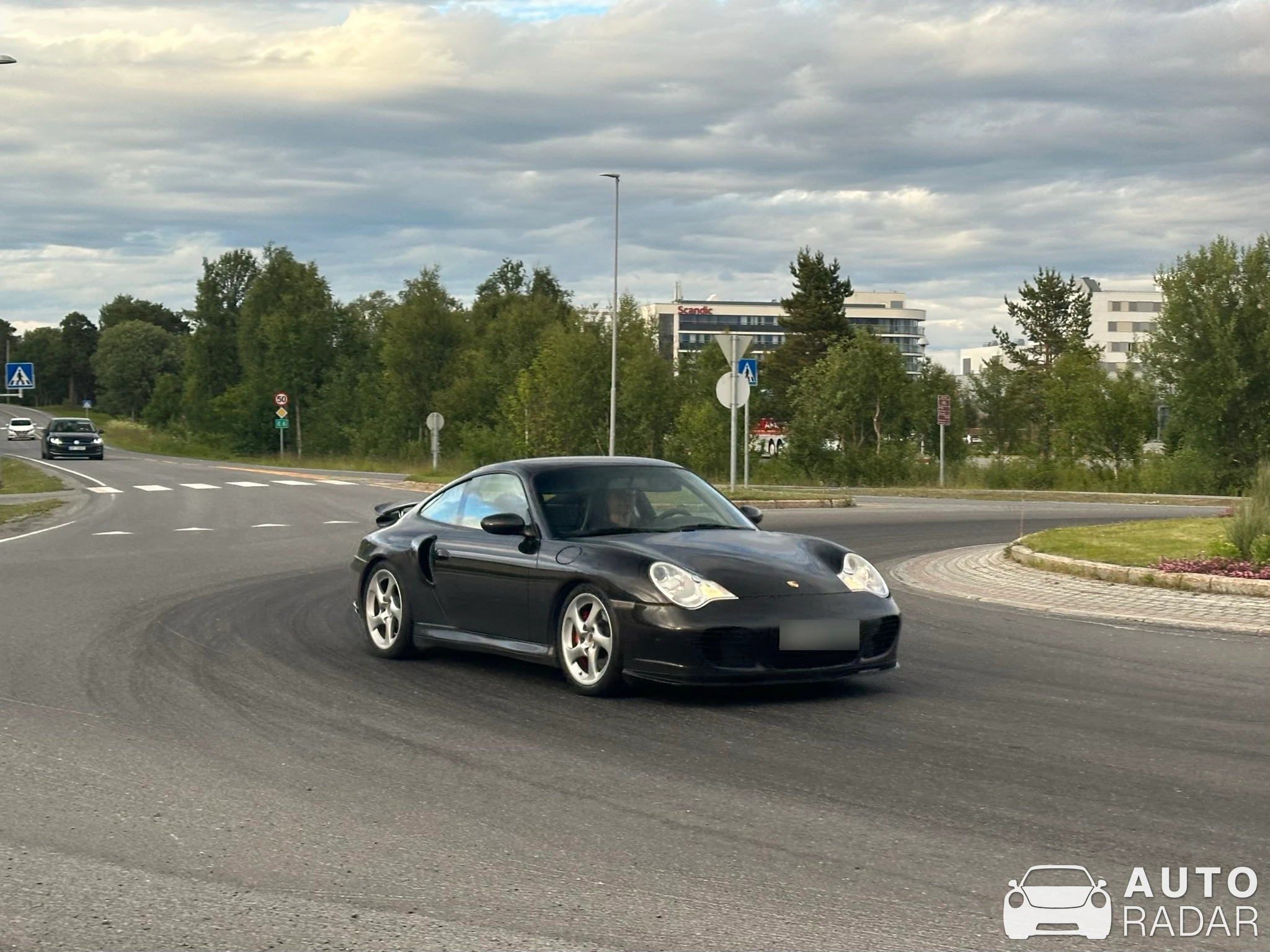 Porsche 996 Turbo spotted in Alta
