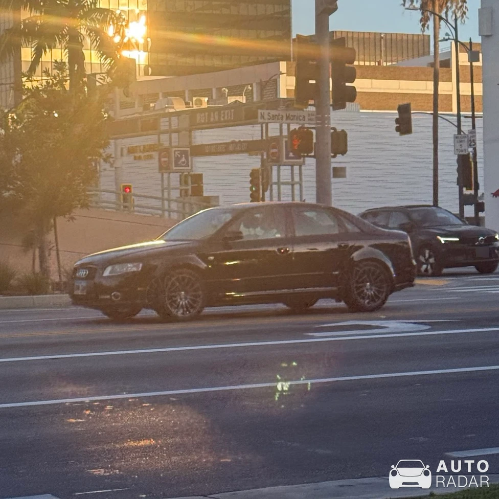 Audi A4 Sedan B7 spotted in Beverly Hills