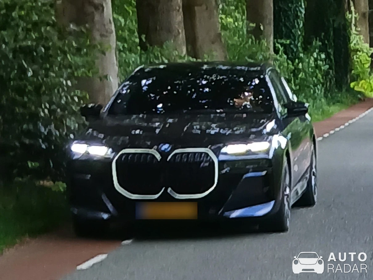 BMW M760Li xDrive spotted in Zelhem