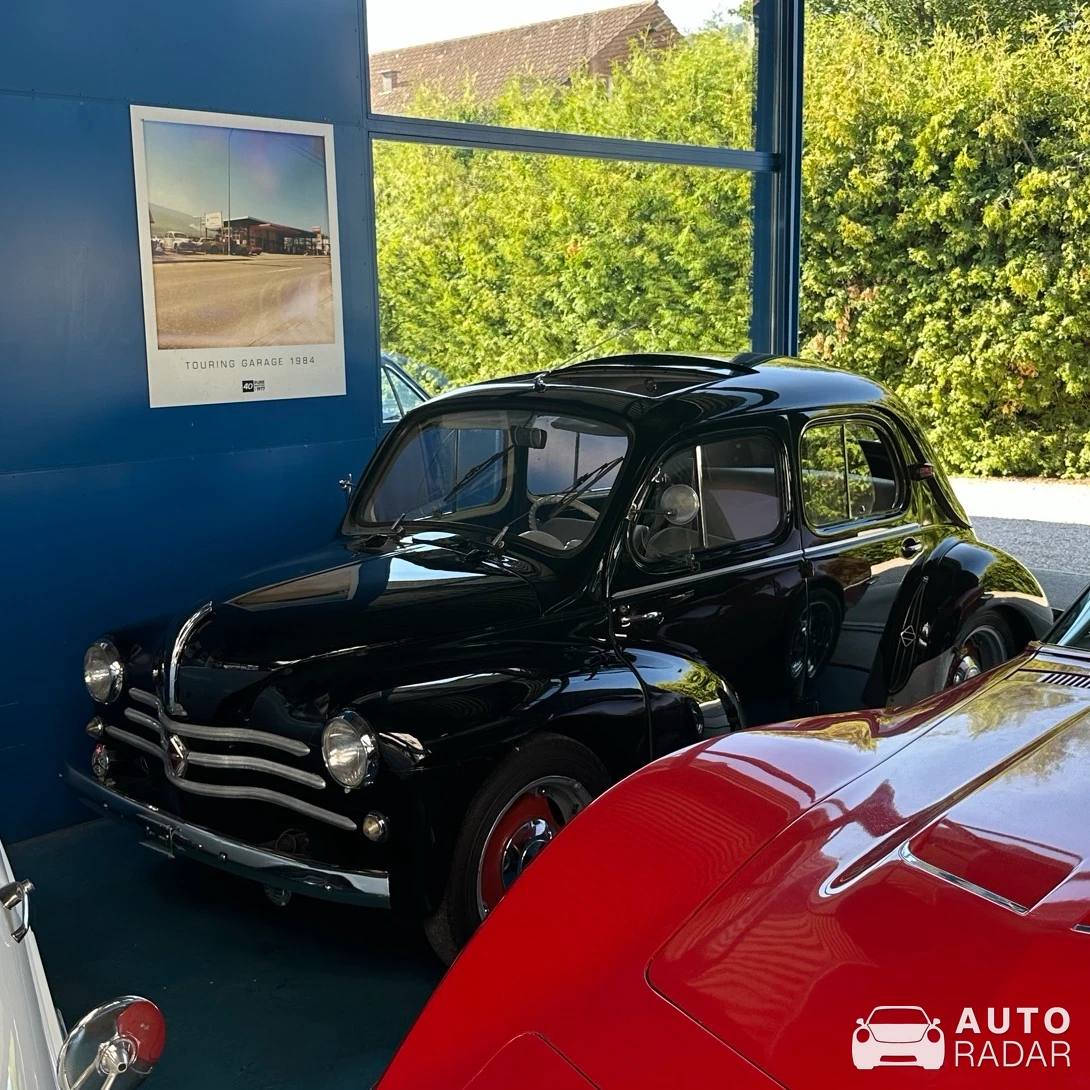 Renault 4CV spotted in Oberweningen