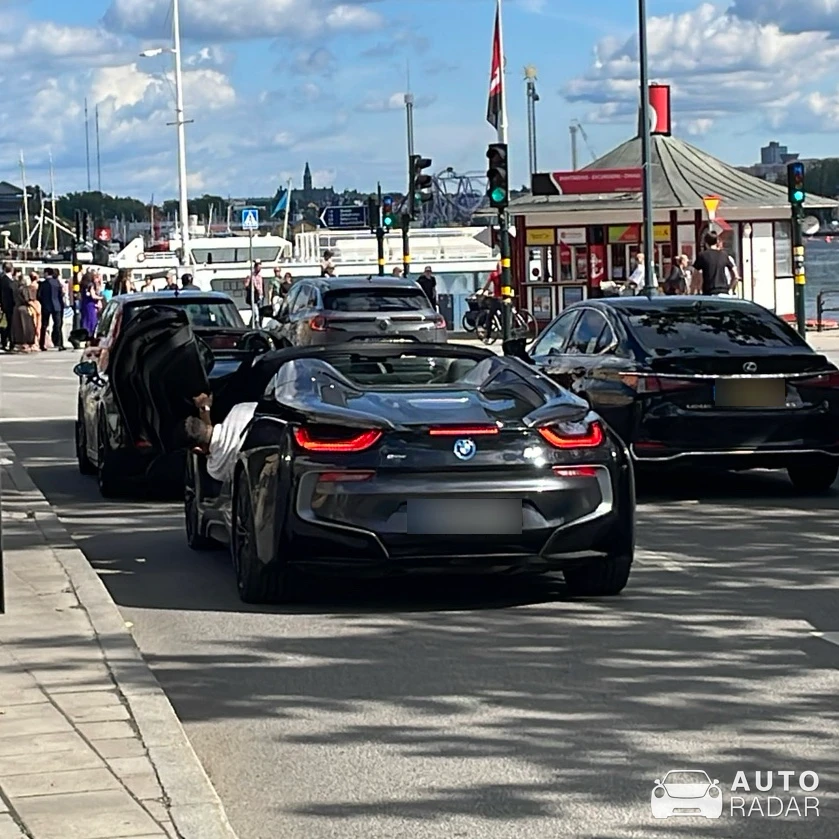 BMW i8 Roadster spotted in Stockholm