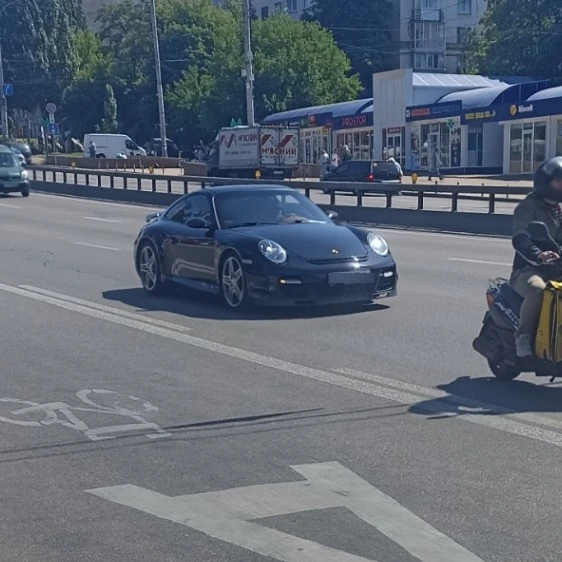 Porsche 911 (997) Carrera spotted in Київ, Украина