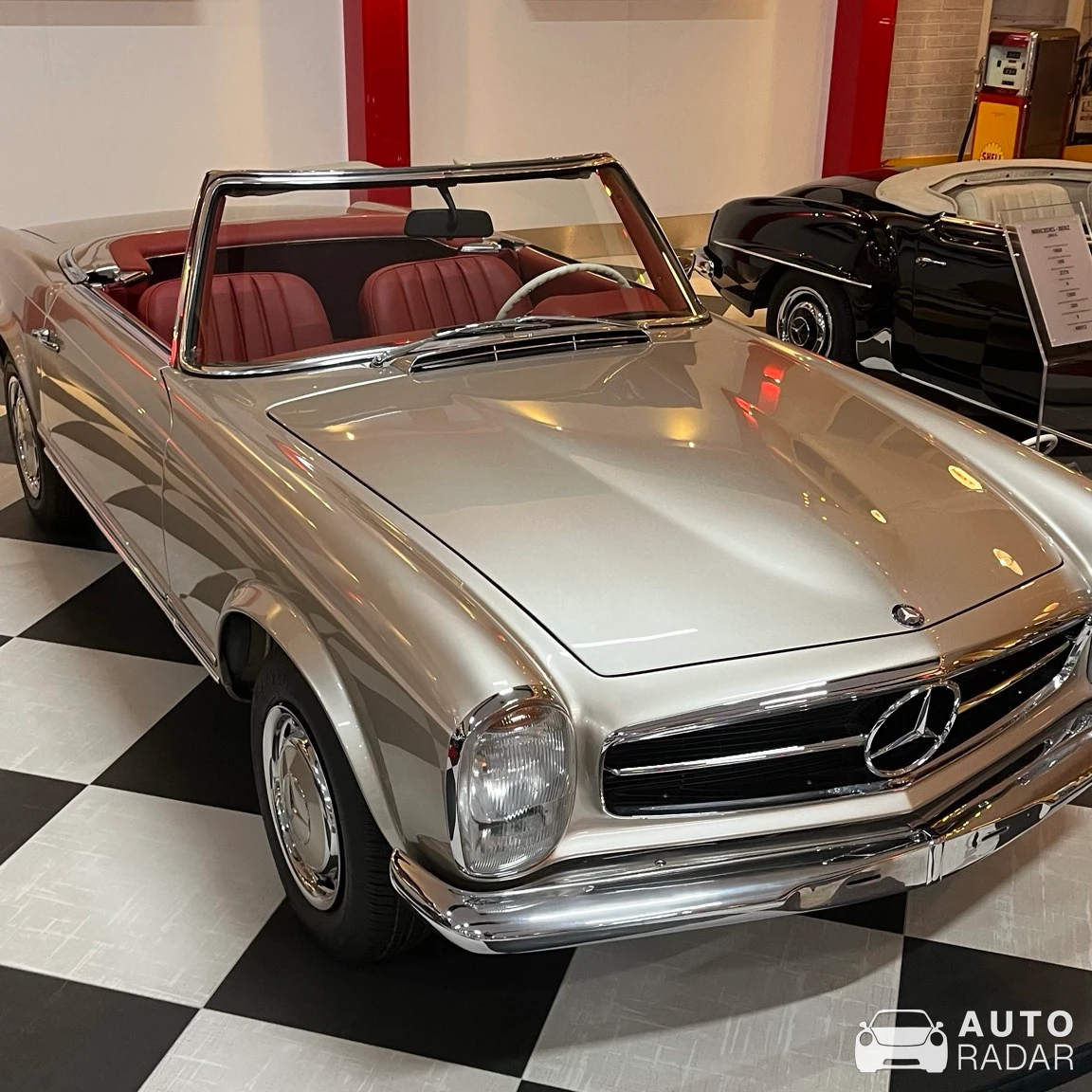 Mercedes-Benz 280SL W113 spotted in Torbalı