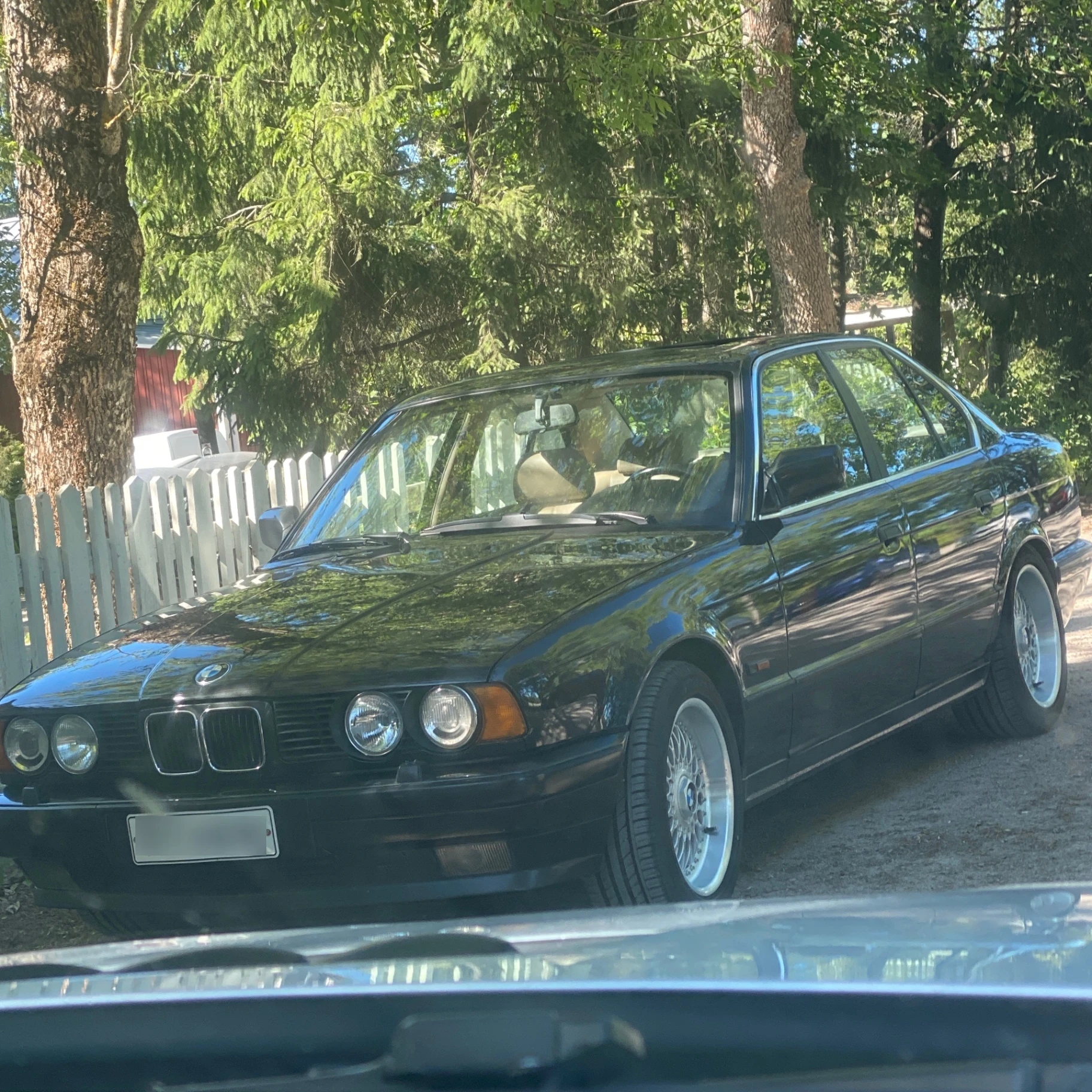 BMW 5 Series E34 spotted in Helsinki, Finland