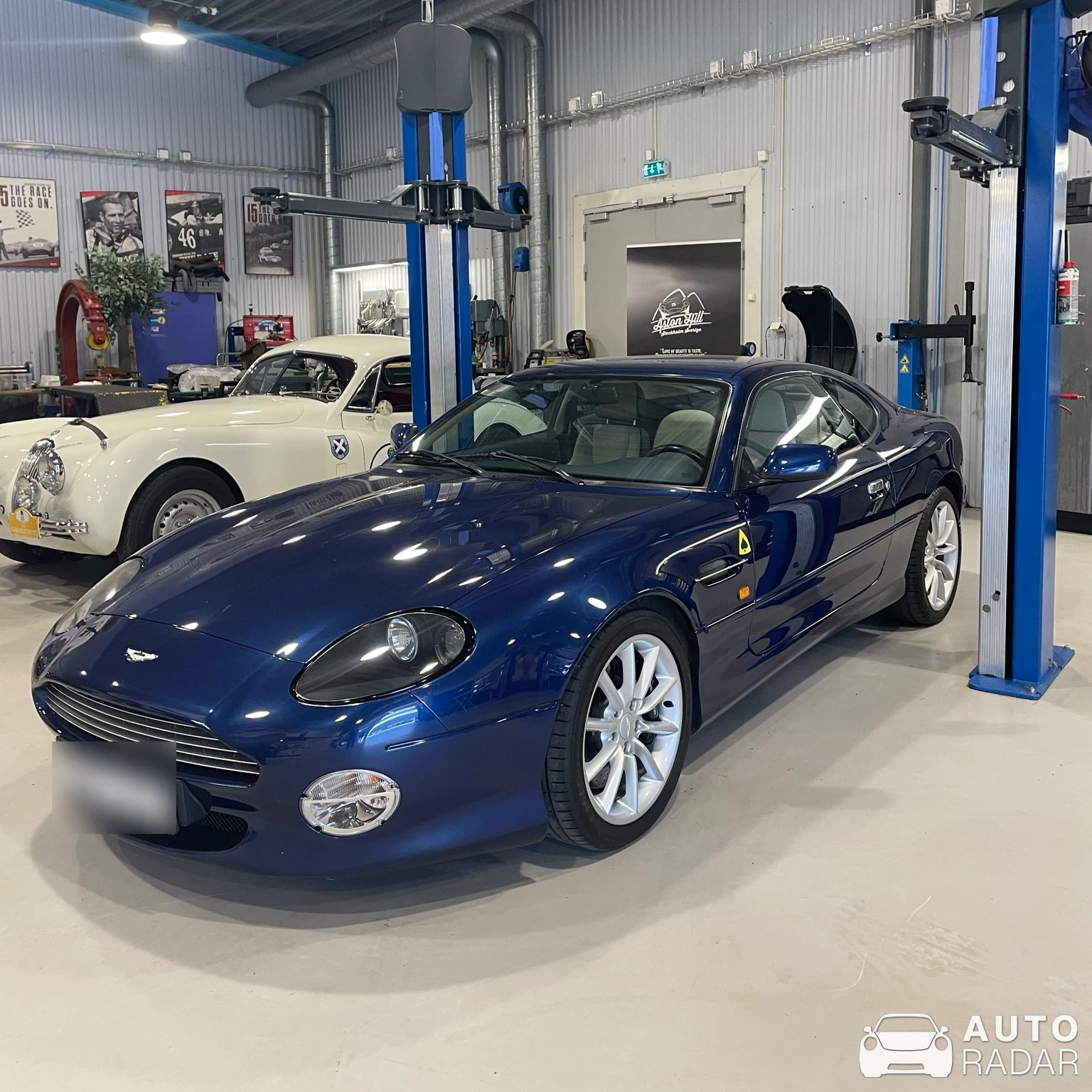 Aston Martin DB7 spotted in Lidingö