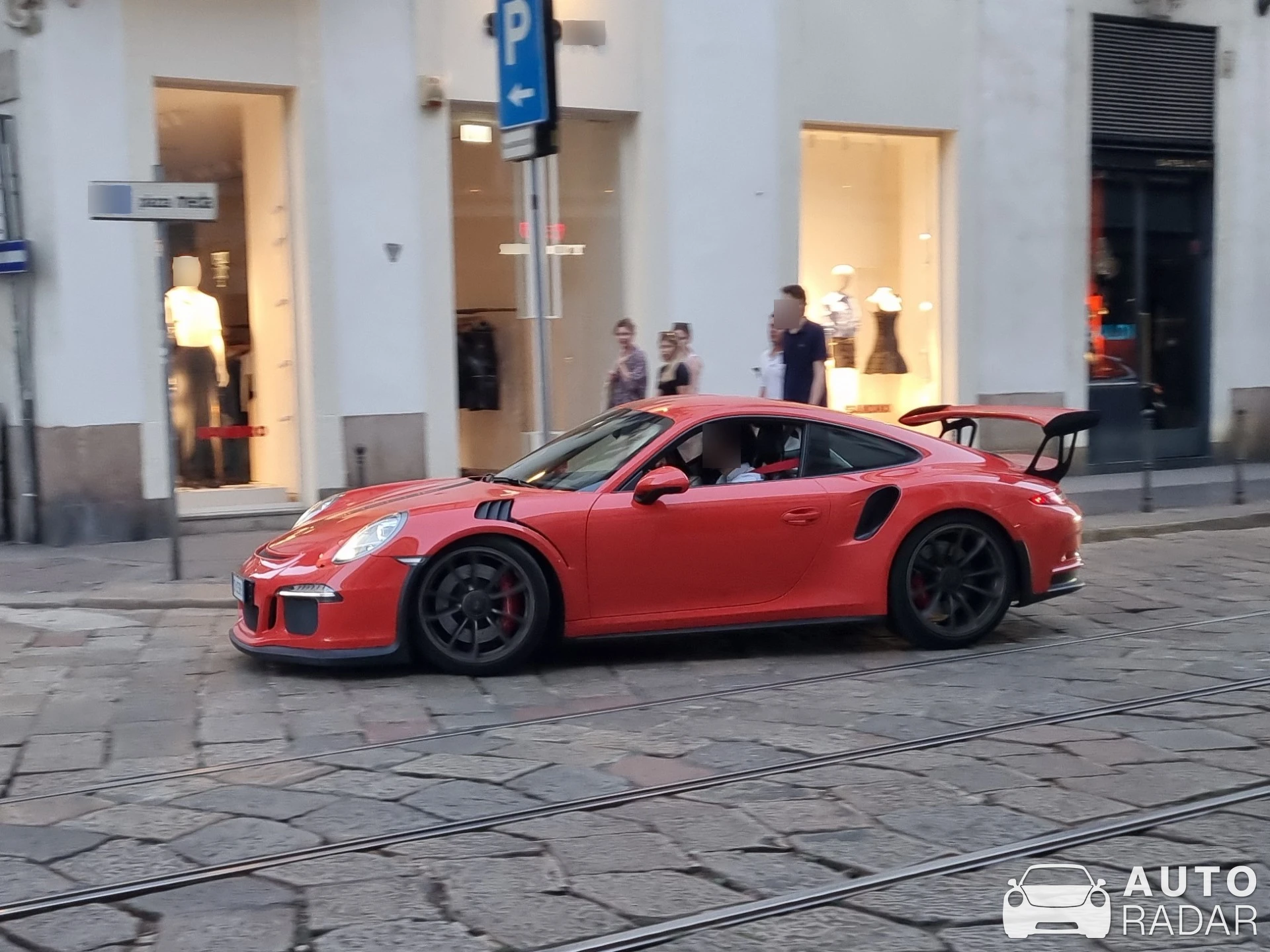 Porsche 991 GT3 RS MkI spotted in Milan, Italy