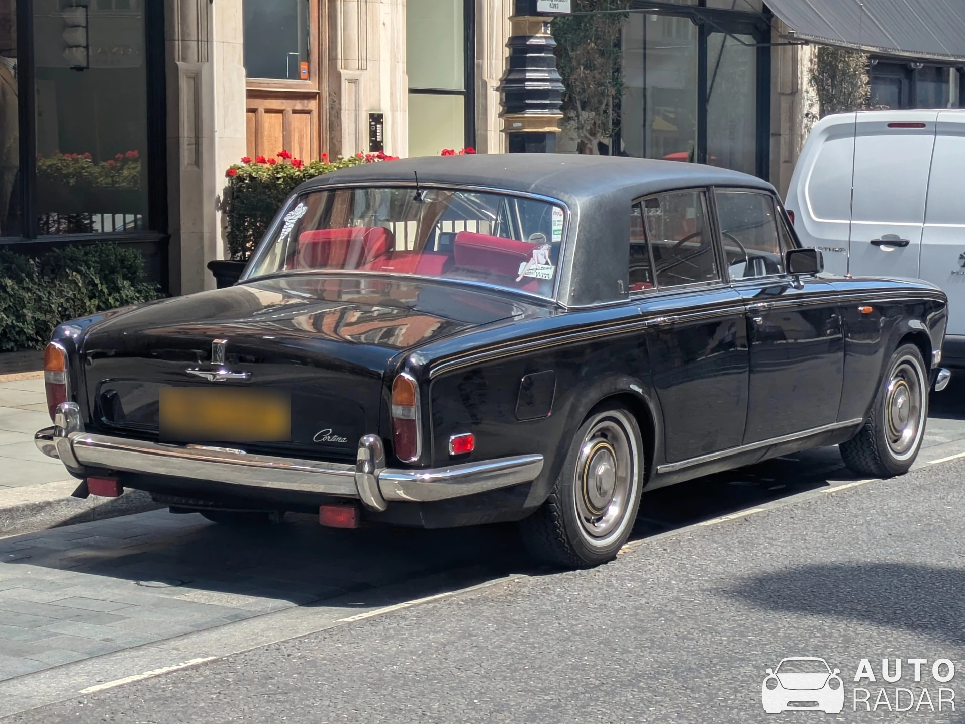 Rolls-Royce Silver Shadow spotted in London