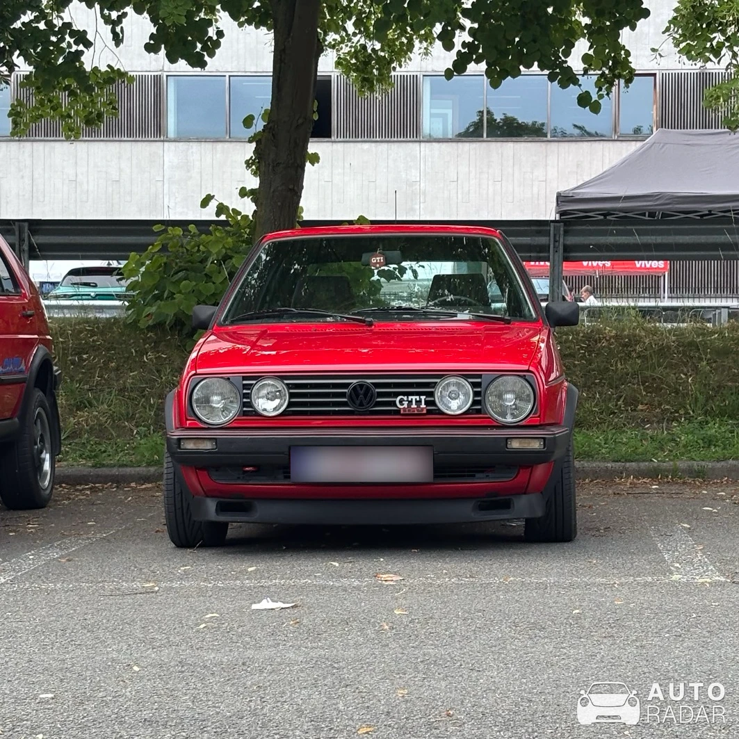 Volkswagen Golf GTI Mk2 spotted in Kortrijk