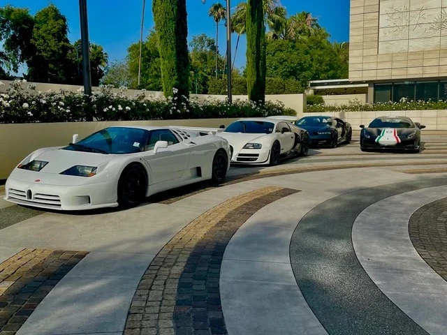 Bugatti EB110 spotted in , Kanada