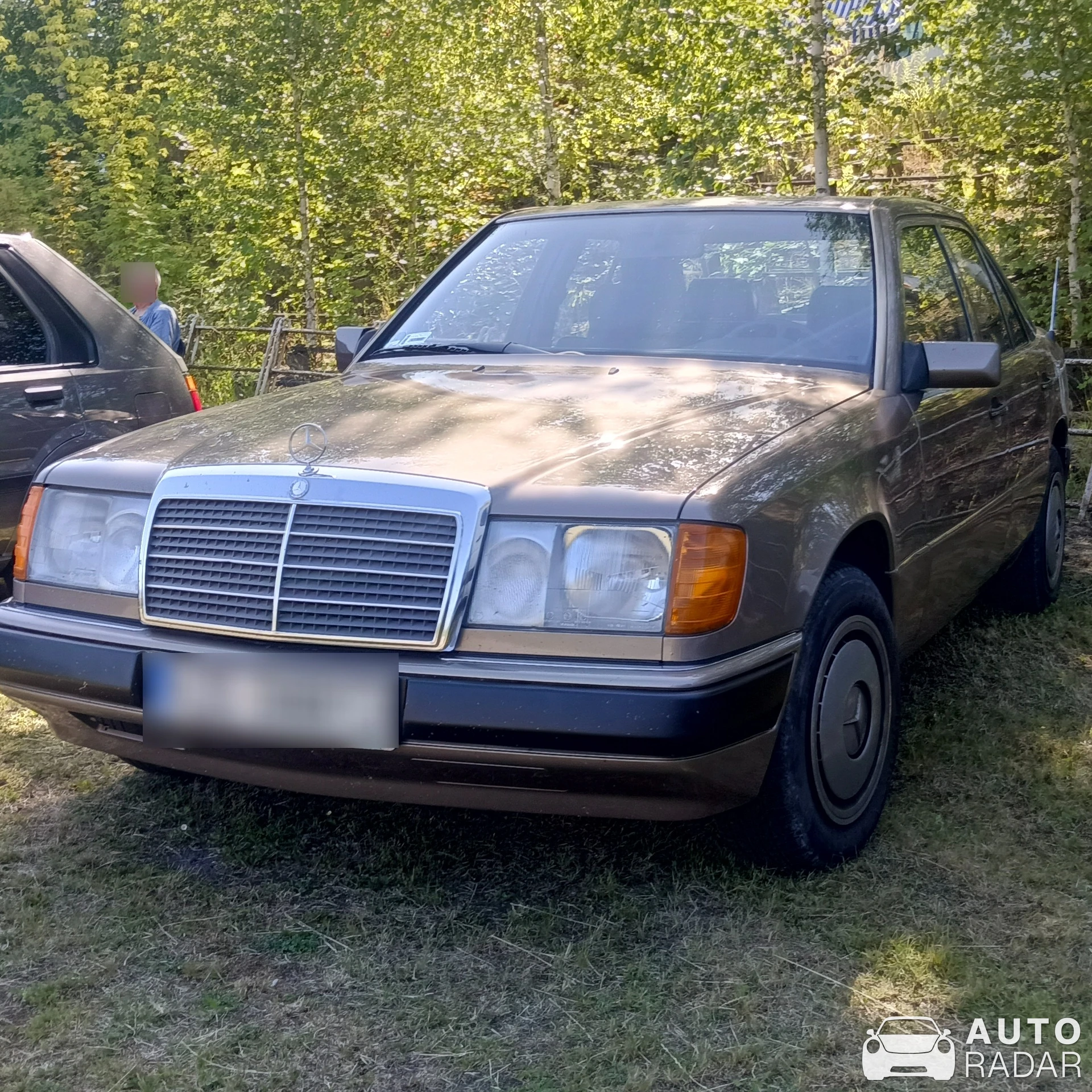 Mercedes-Benz E-Klasse W124 spotted in Łódź