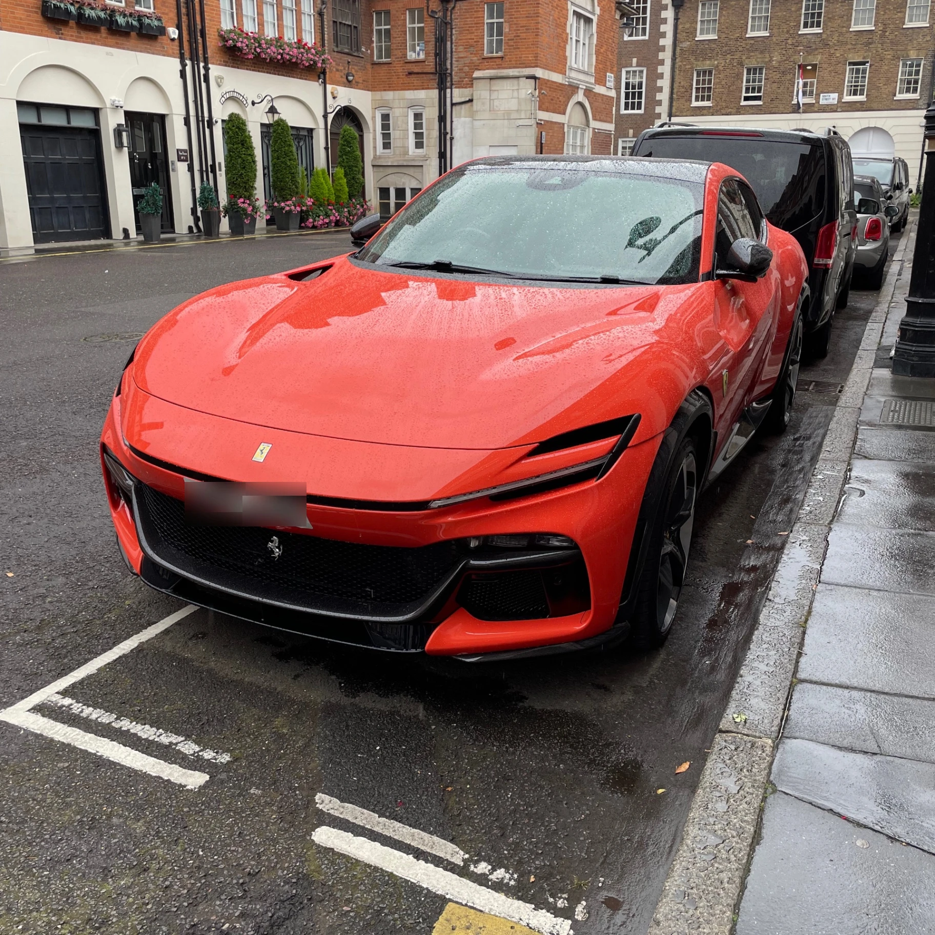 Ferrari Purosangue spotted in Greater London, Vereinigtes Königreich