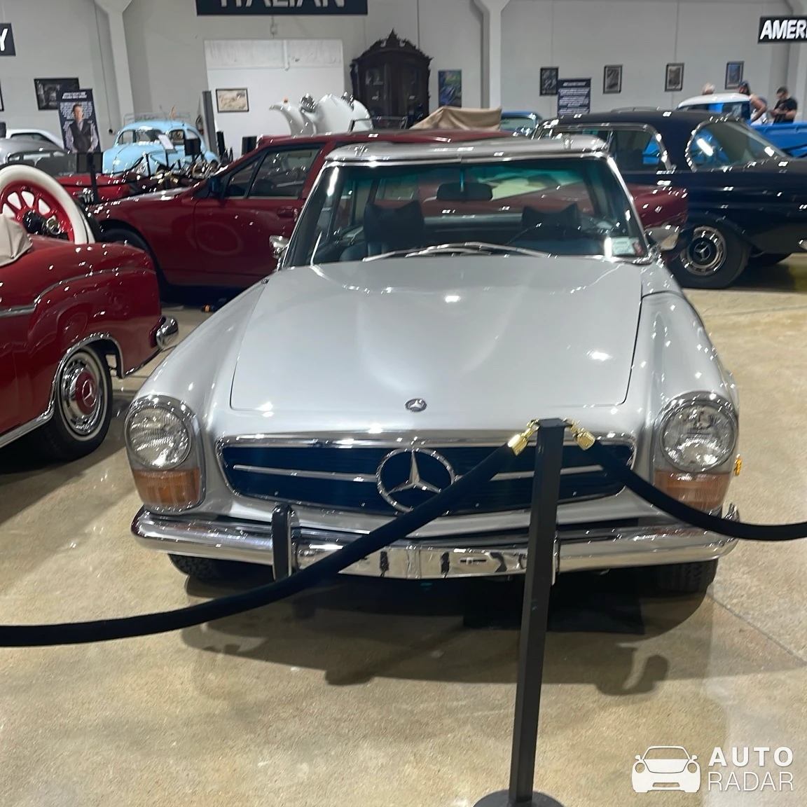 Mercedes-Benz 280SL W113 spotted in Fort Worth