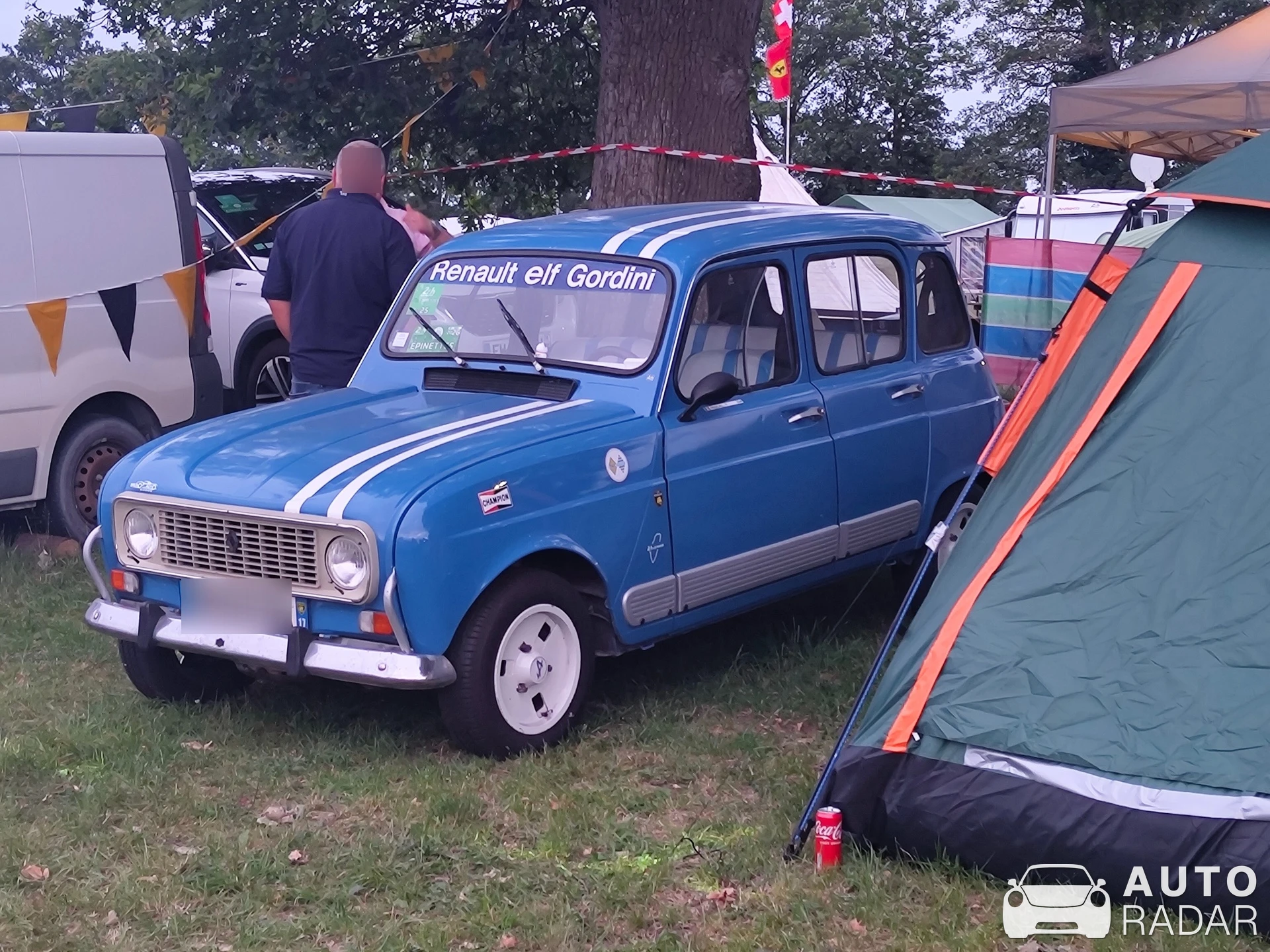 Renault 4 spotted in Le Mans