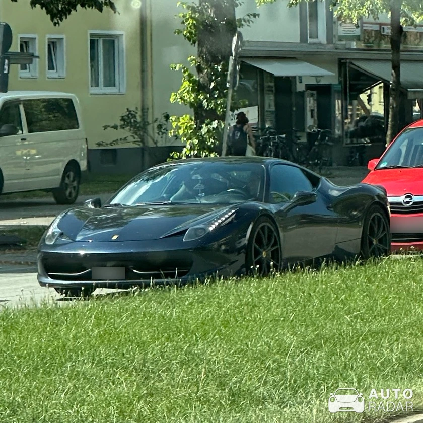 Ferrari 458 Italia spotted in Icking