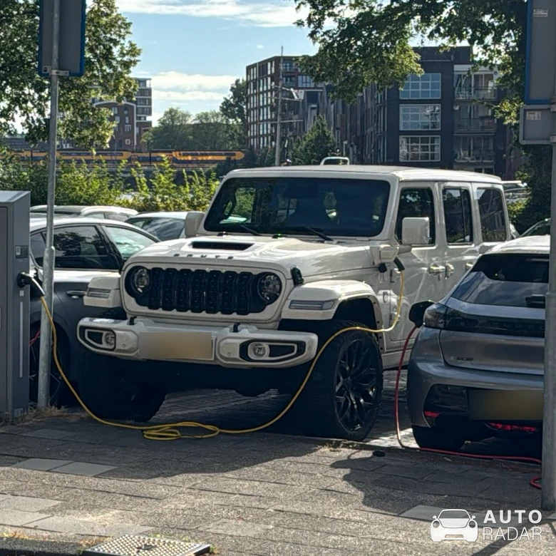 Jeep Wrangler Brute spotted in Haarlem