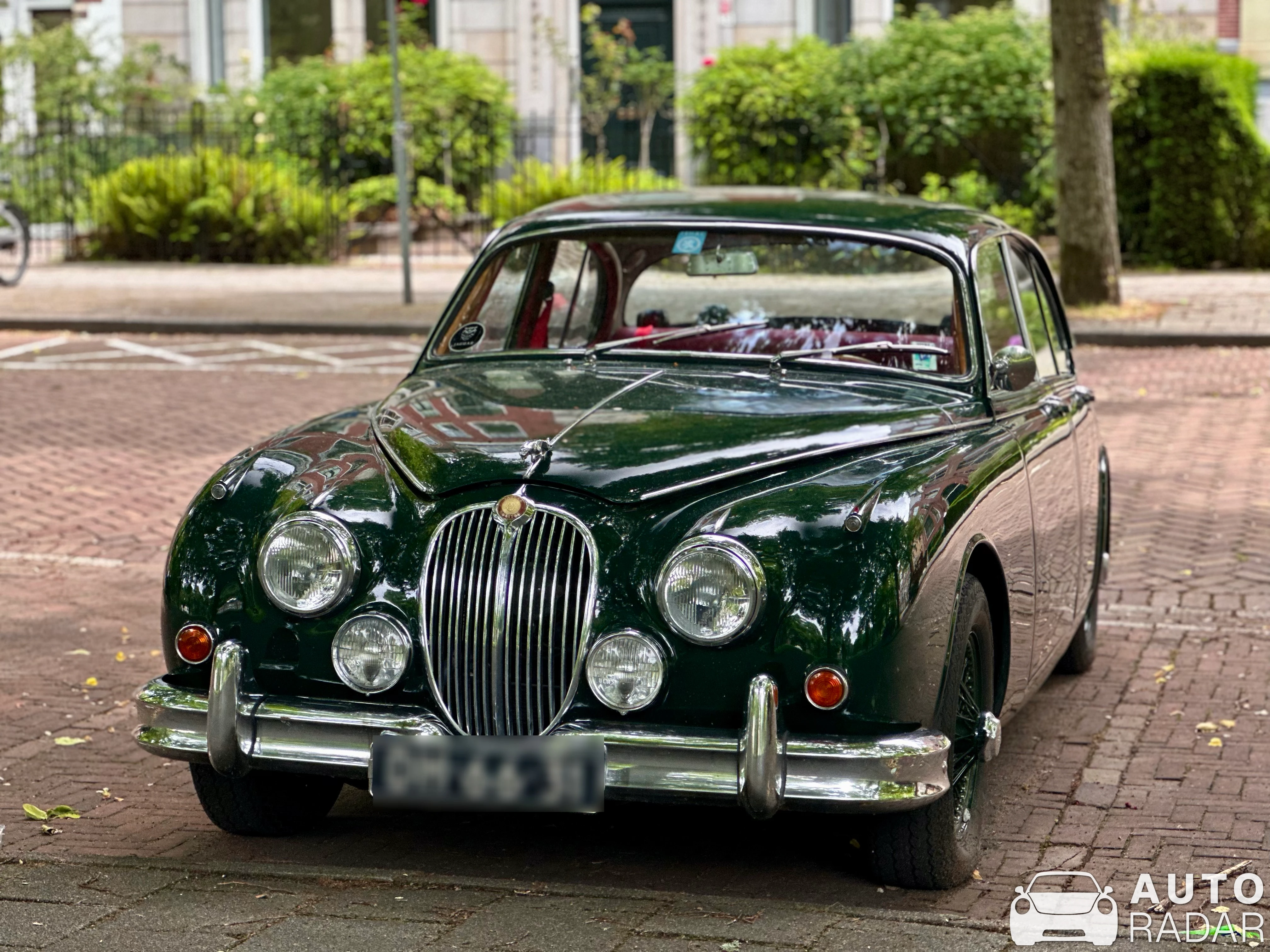 Jaguar Mark II spotted in Rotterdam