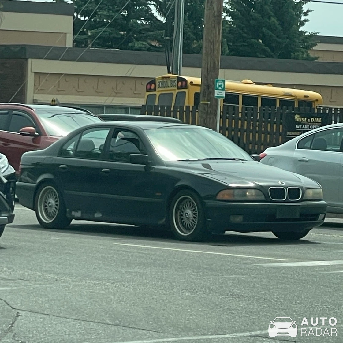 BMW M5 E39 spotted in Calgary