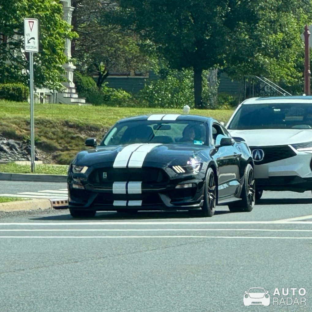Ford Mustang Shelby GT350 spotted in Summit