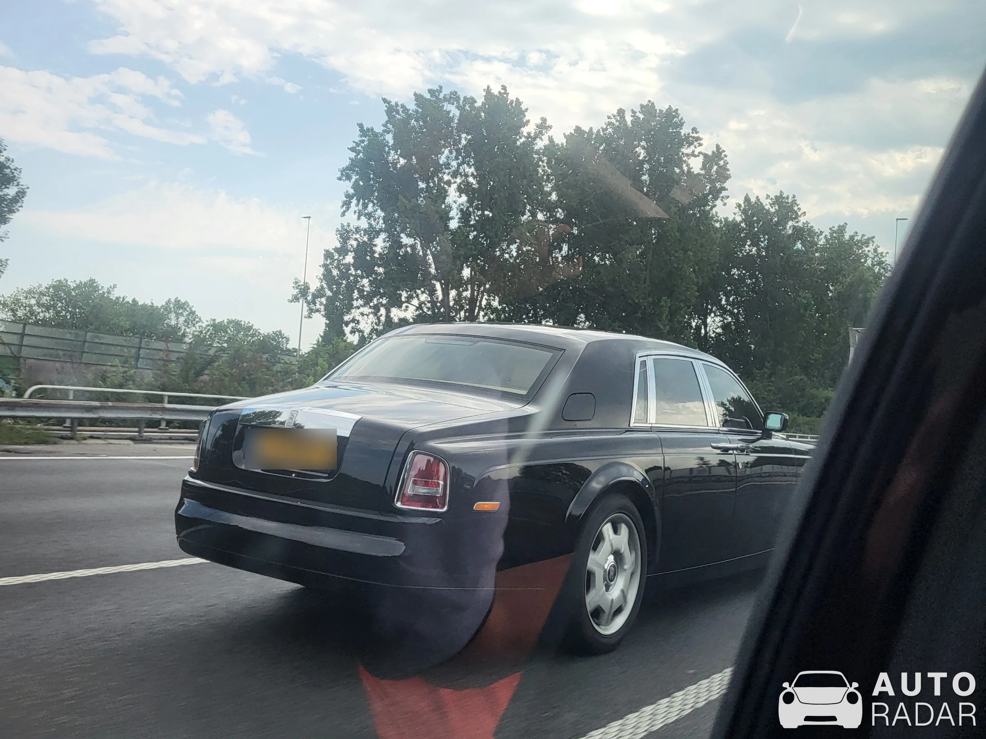 Rolls-Royce Phantom VIII spotted in Woerden