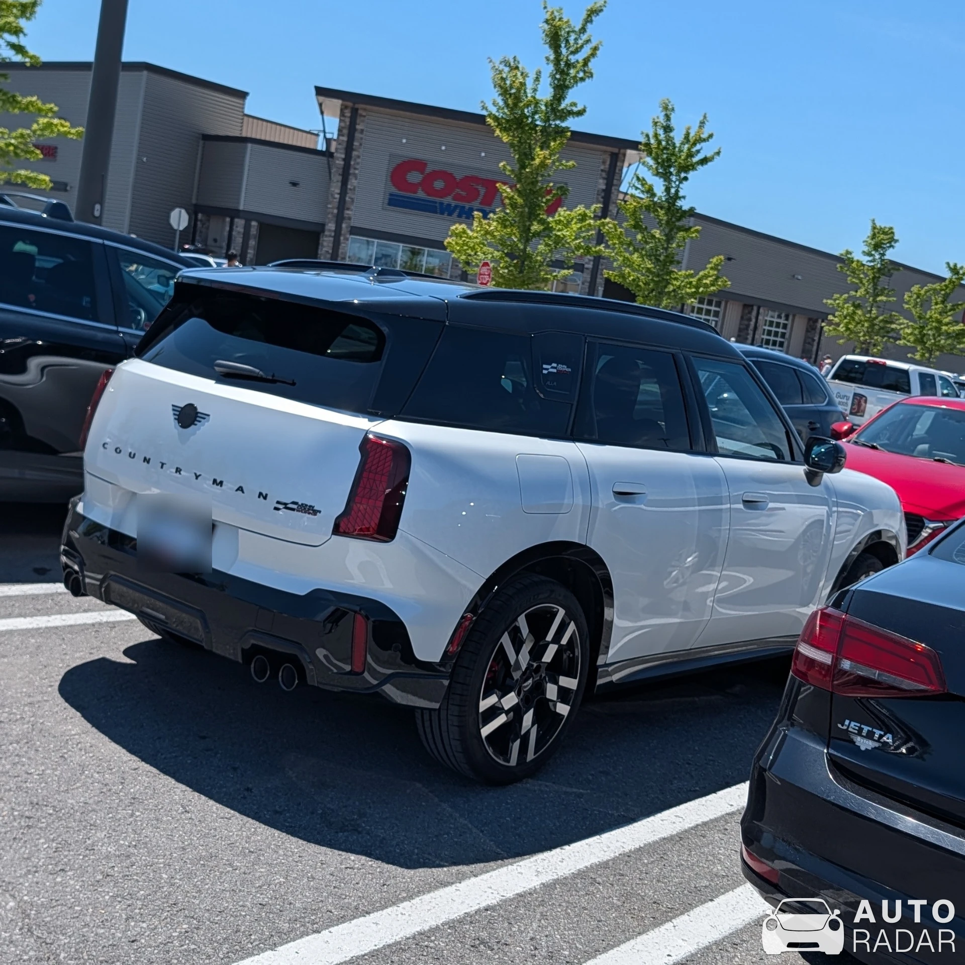 Mini Countryman spotted in Nepean