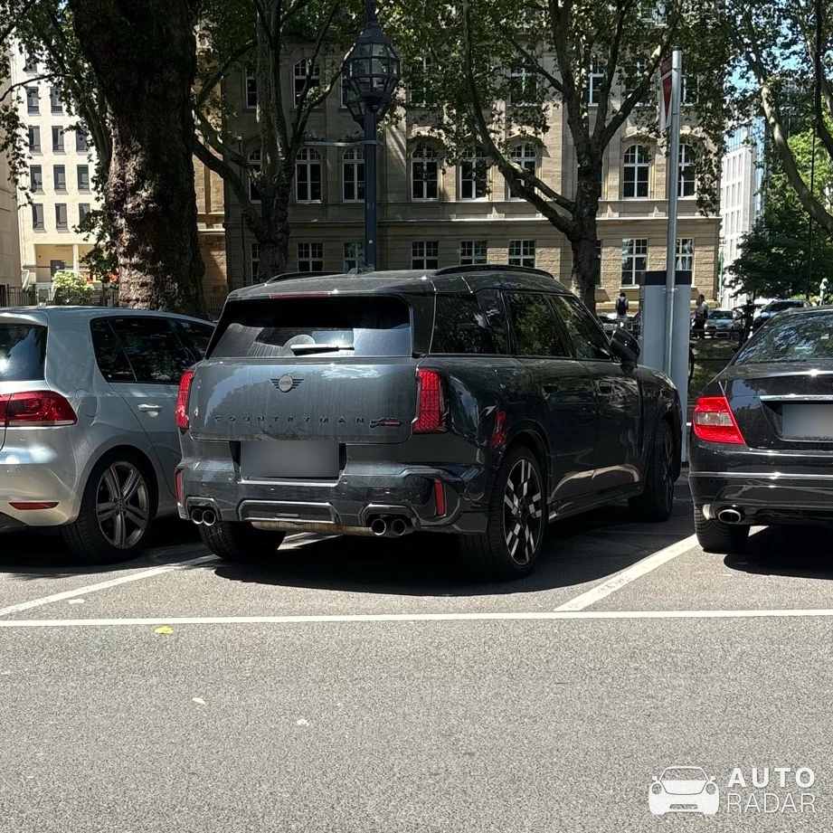 Mini Countryman spotted in Düsseldorf