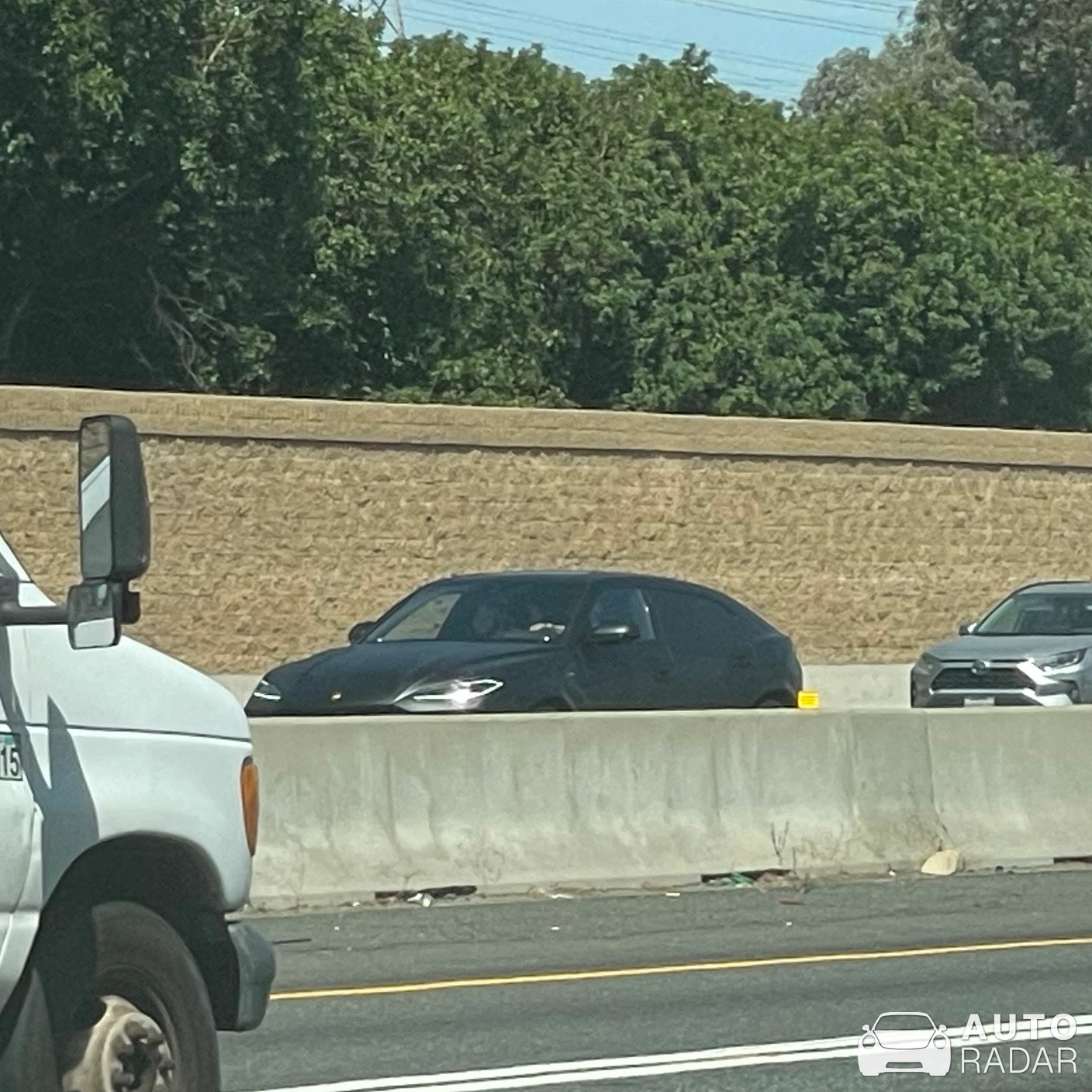 Lamborghini Urus SE spotted in Redondo Beach