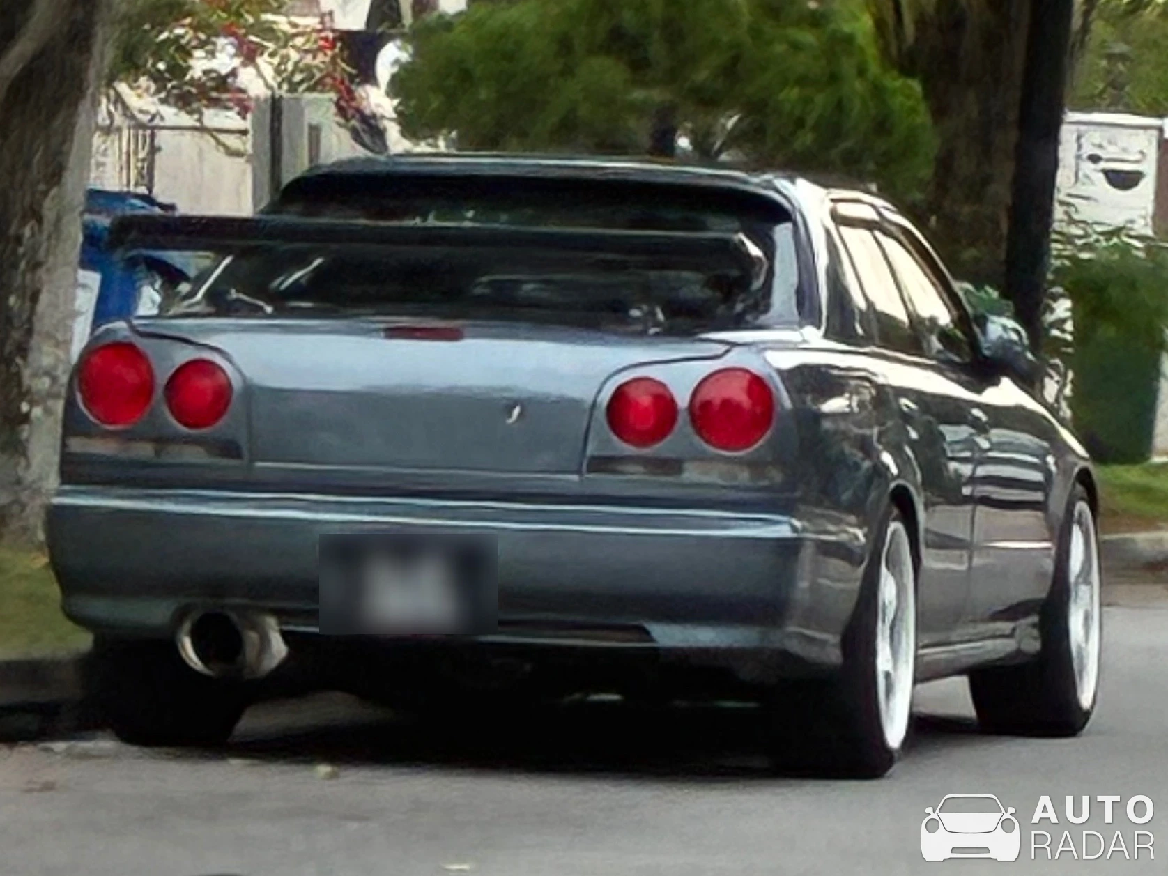 Nissan Skyline R34 Sedan spotted in Singapore