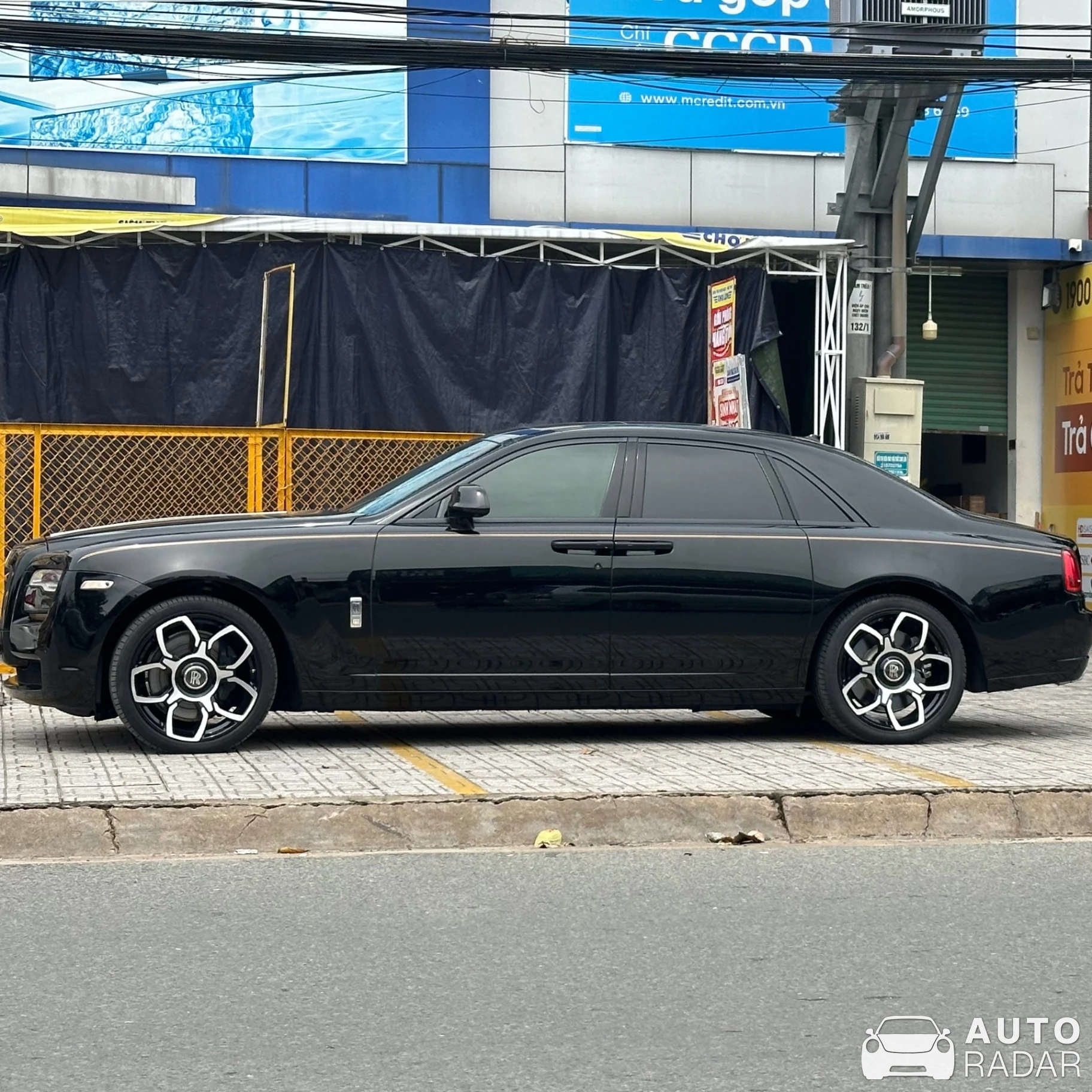 Rolls-Royce Ghost Series II spotted in tt. Long Thành, Vietnam