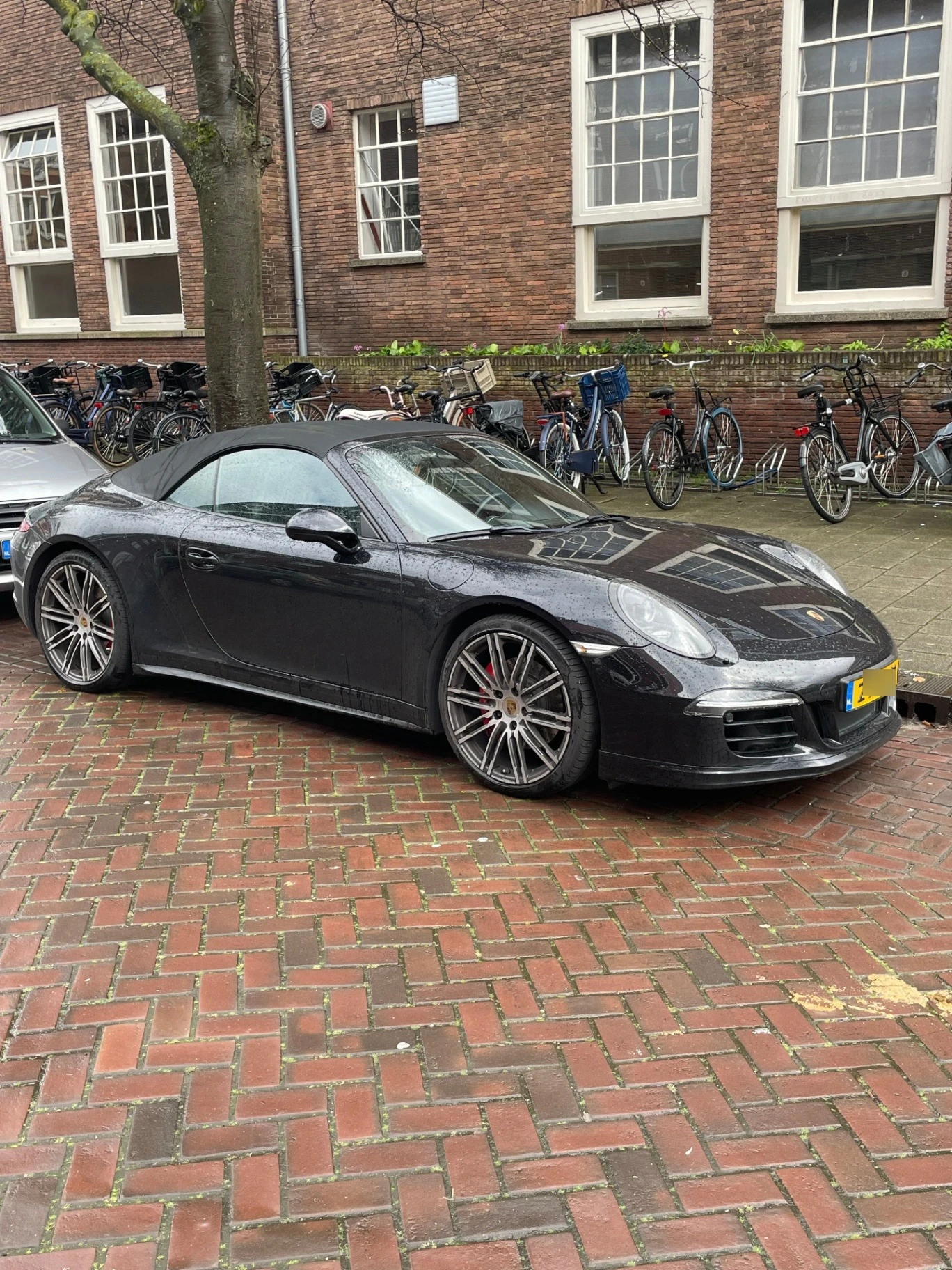Porsche 991 Carrera 4S Cabriolet MkI spotted in Amsterdam, Nederland