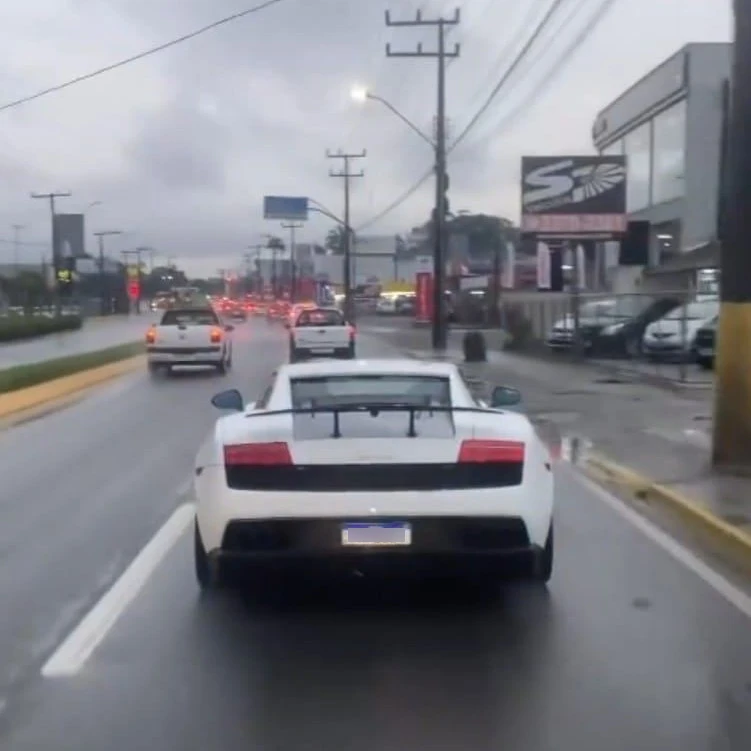 Lamborghini Gallardo LP 560-4 spotted in Centenário, Brasil