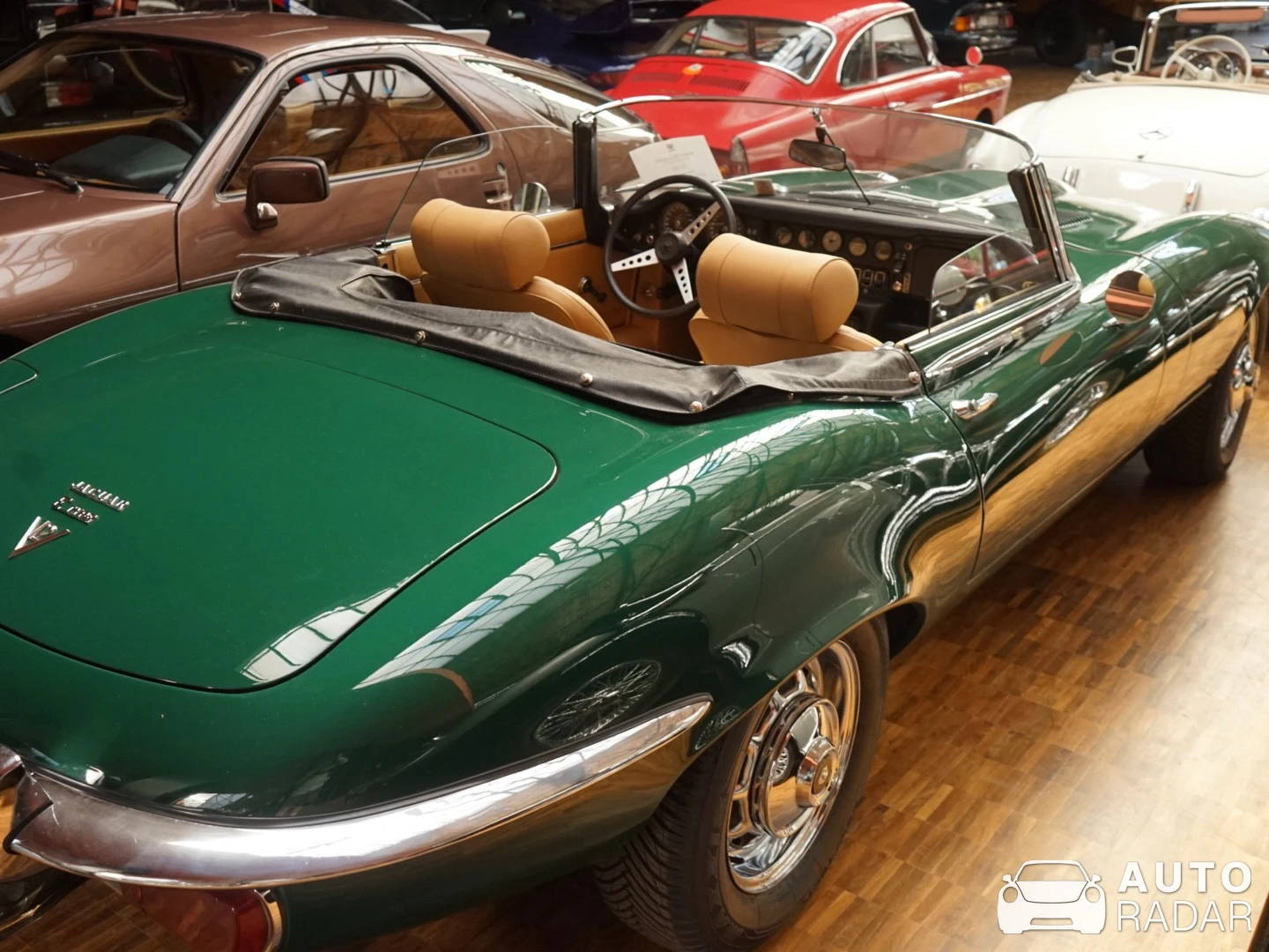 Jaguar E-Type Roadster spotted in Berliini, Saksa