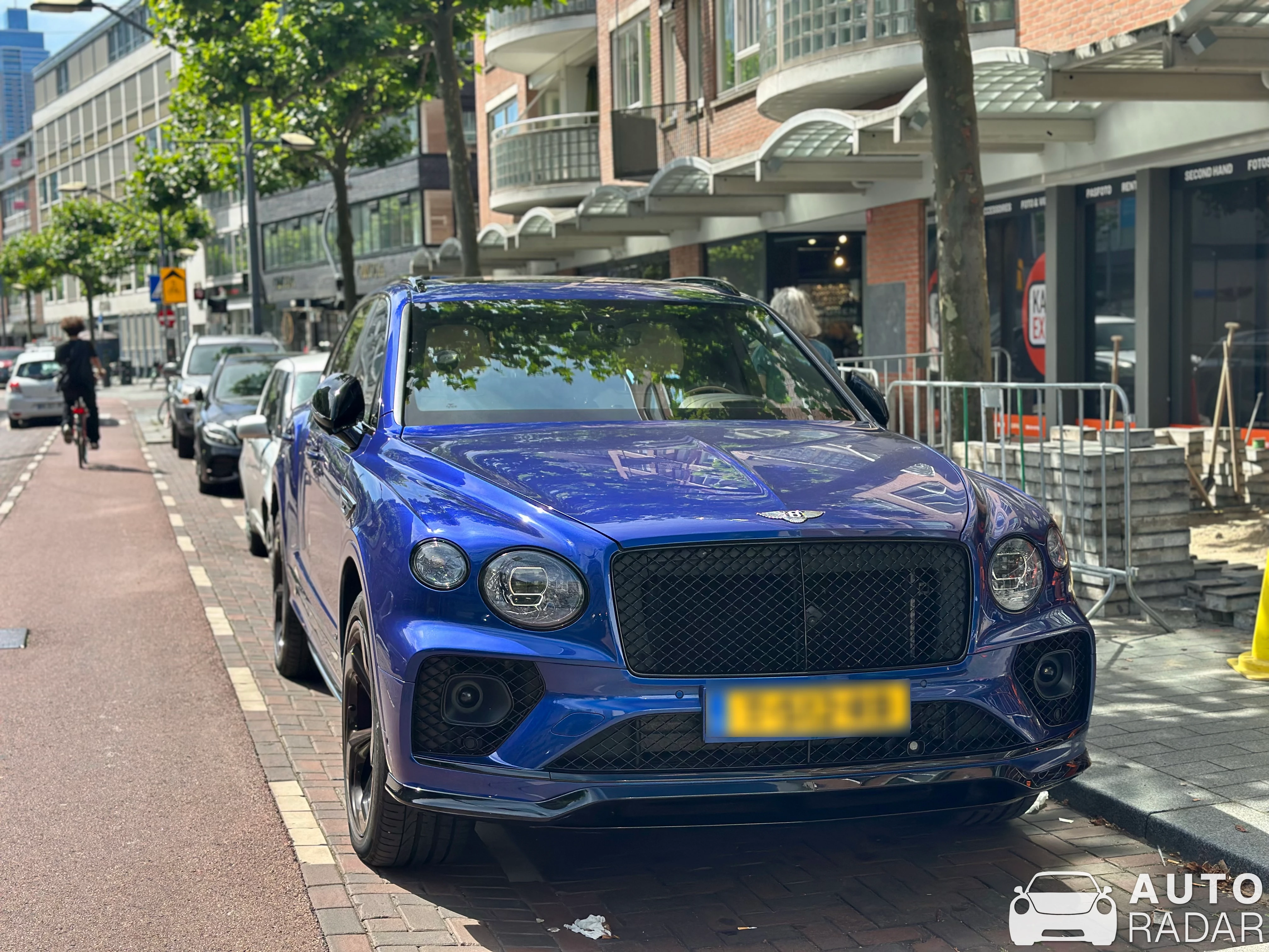 Bentley Bentayga V8 S 2022 spotted in Rotterdam