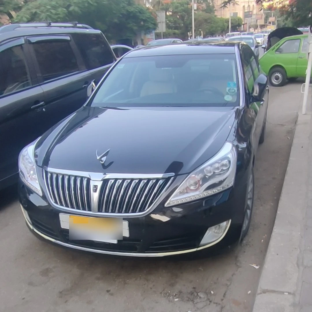 Hyundai Equus spotted in Heliopolis, Egypt